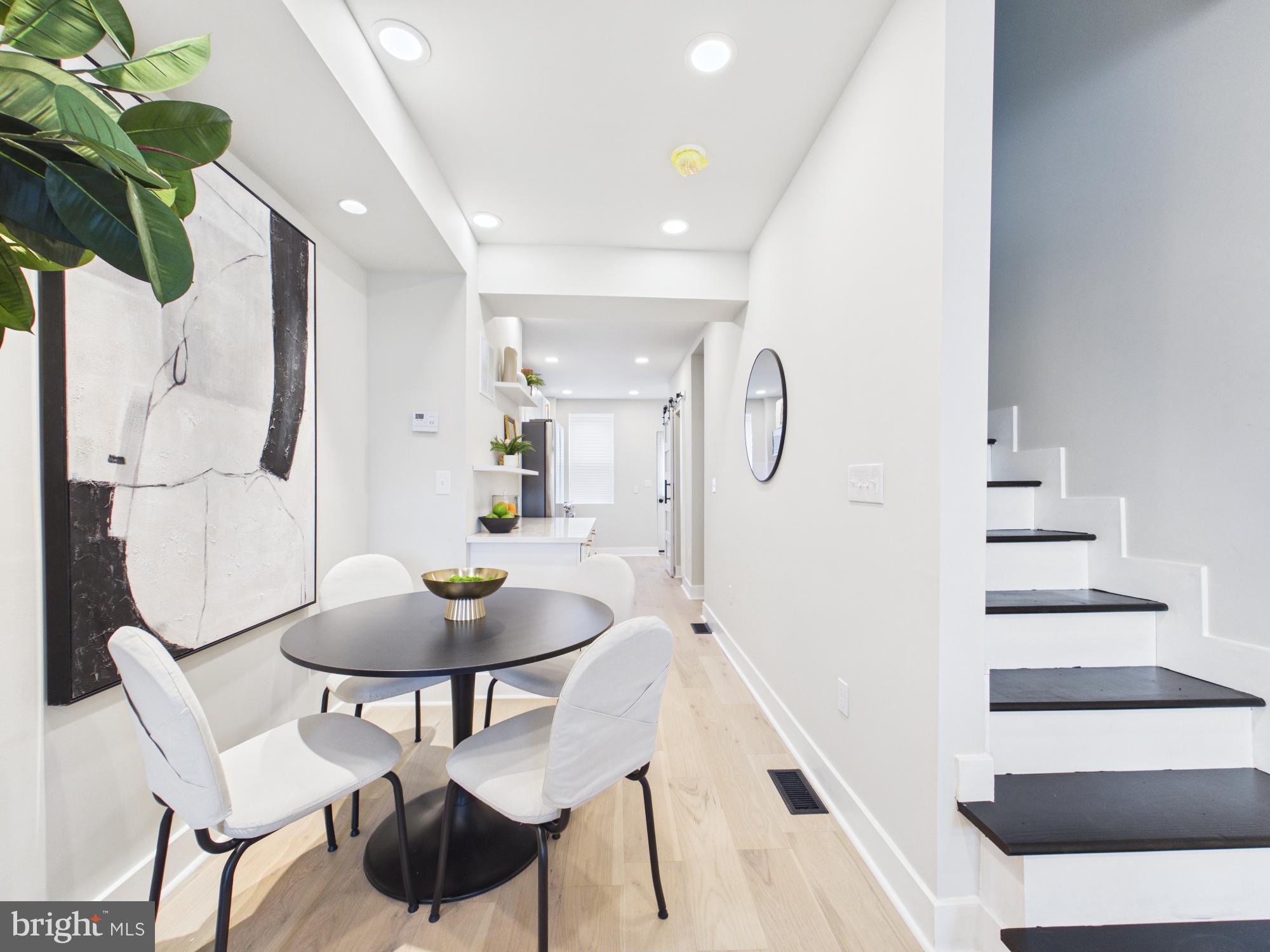 BROADWAY EAST - Residential