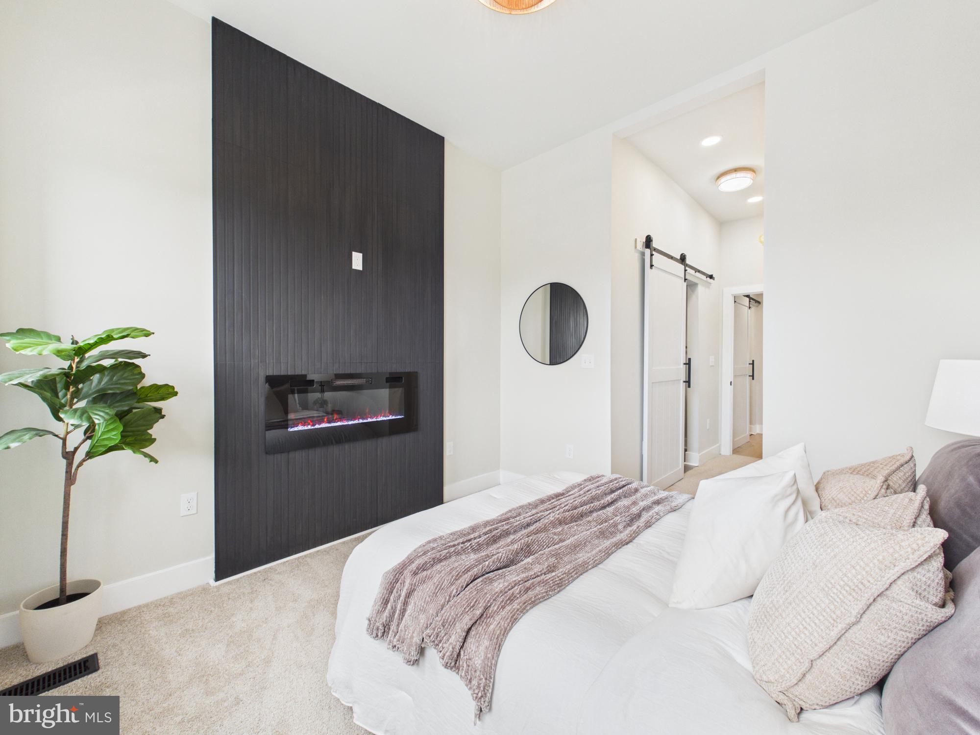 BROADWAY EAST - Residential