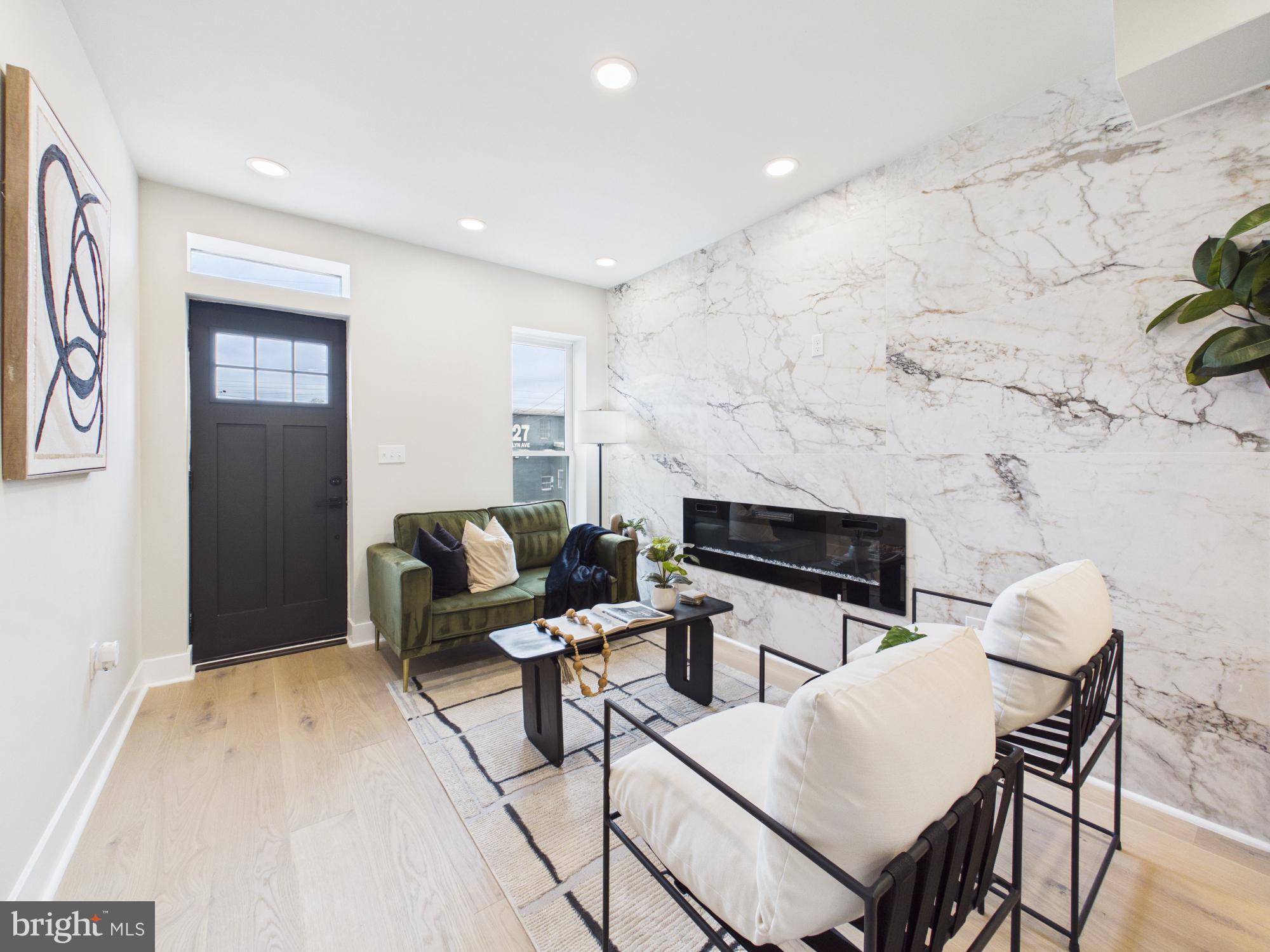 BROADWAY EAST - Residential