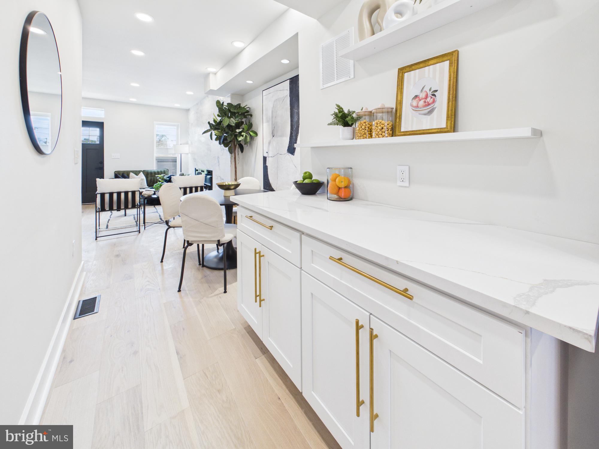 BROADWAY EAST - Residential