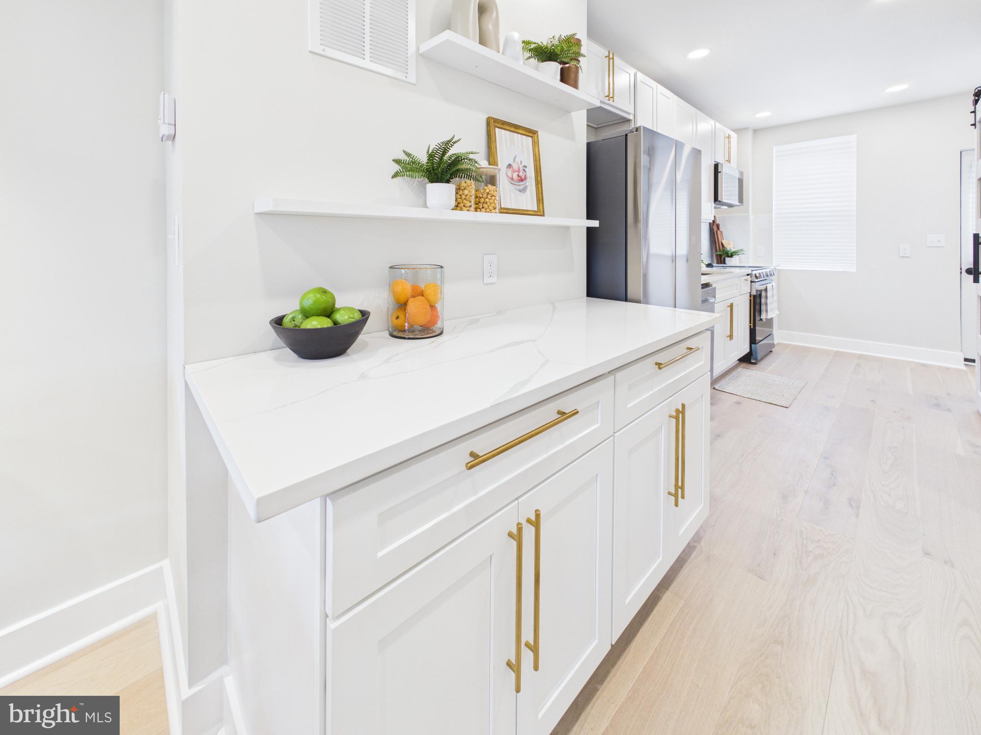 BROADWAY EAST - Residential