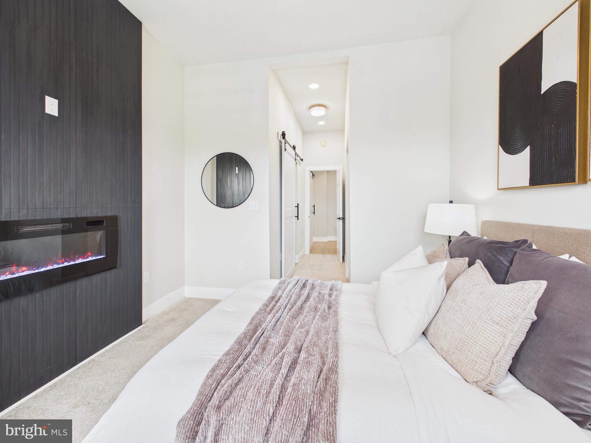 BROADWAY EAST - Residential