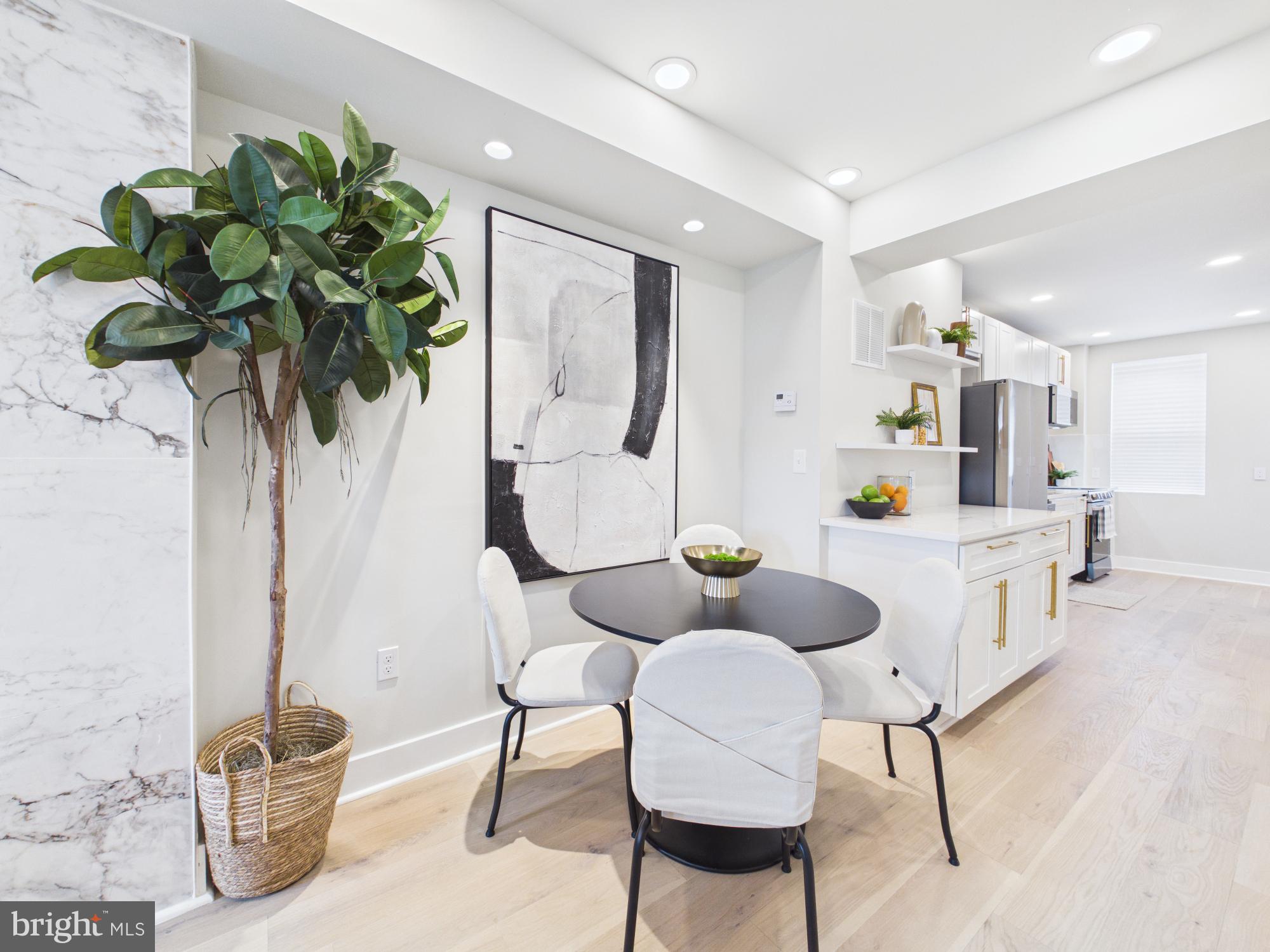 BROADWAY EAST - Residential