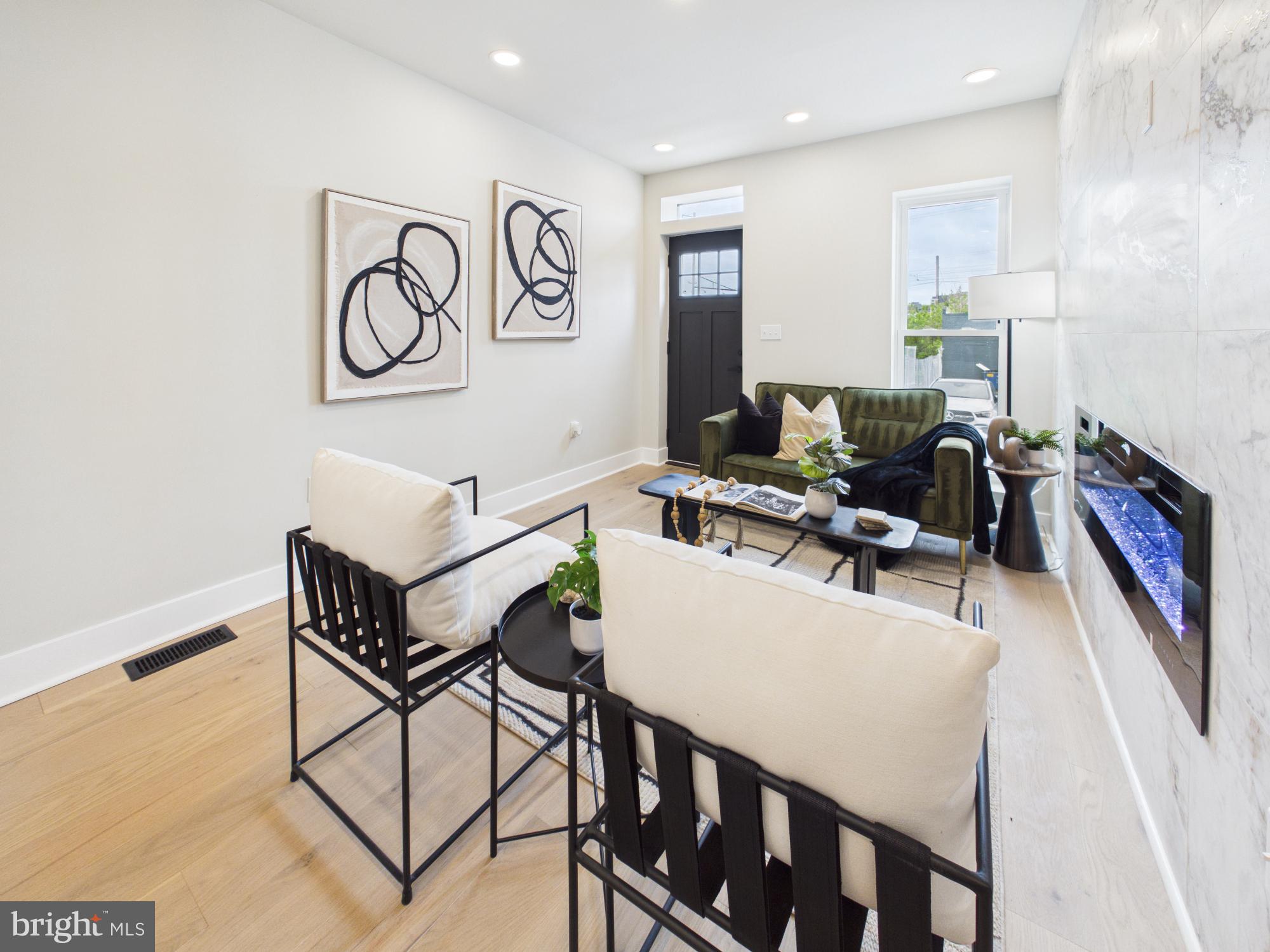 BROADWAY EAST - Residential