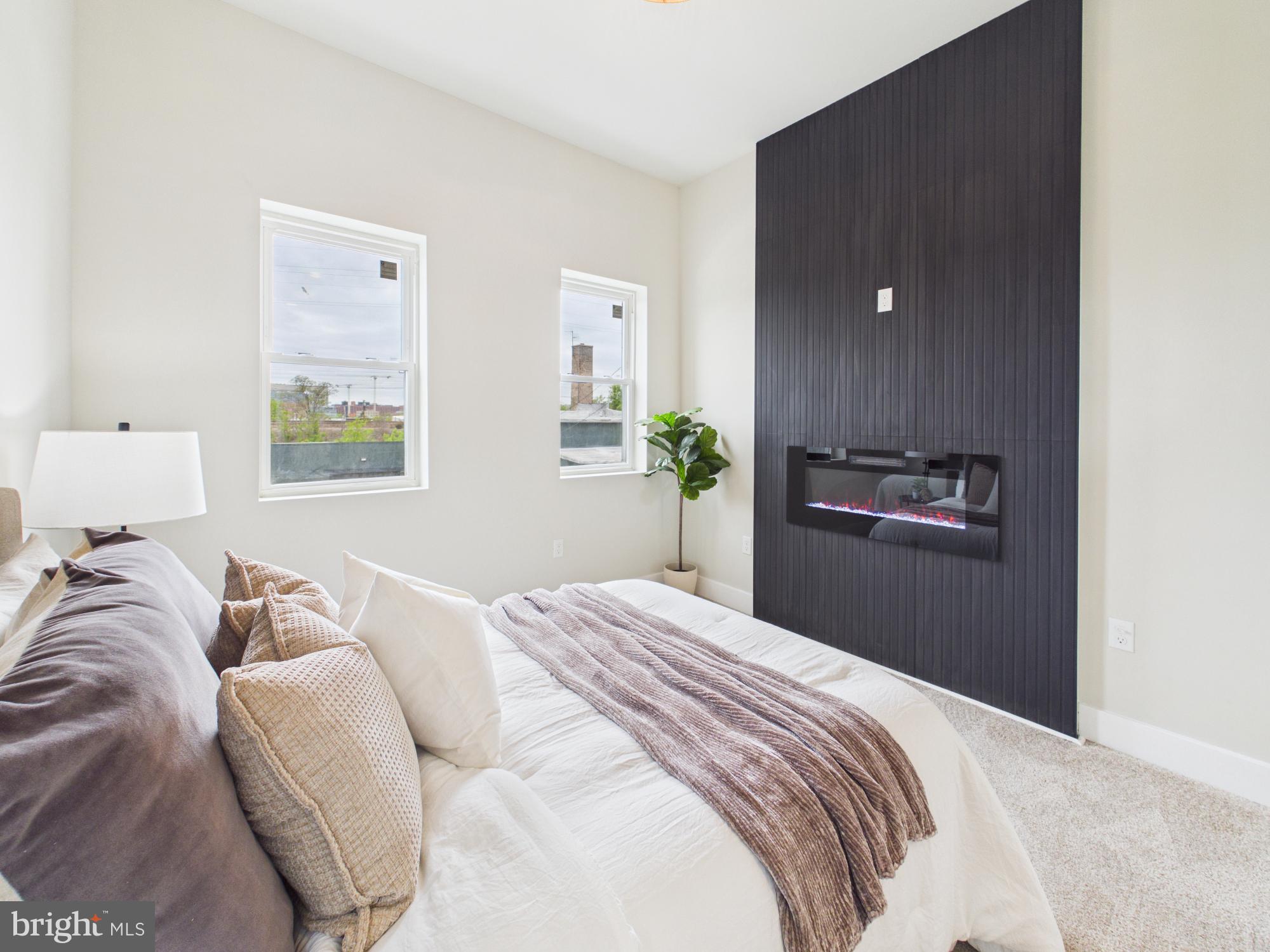 BROADWAY EAST - Residential