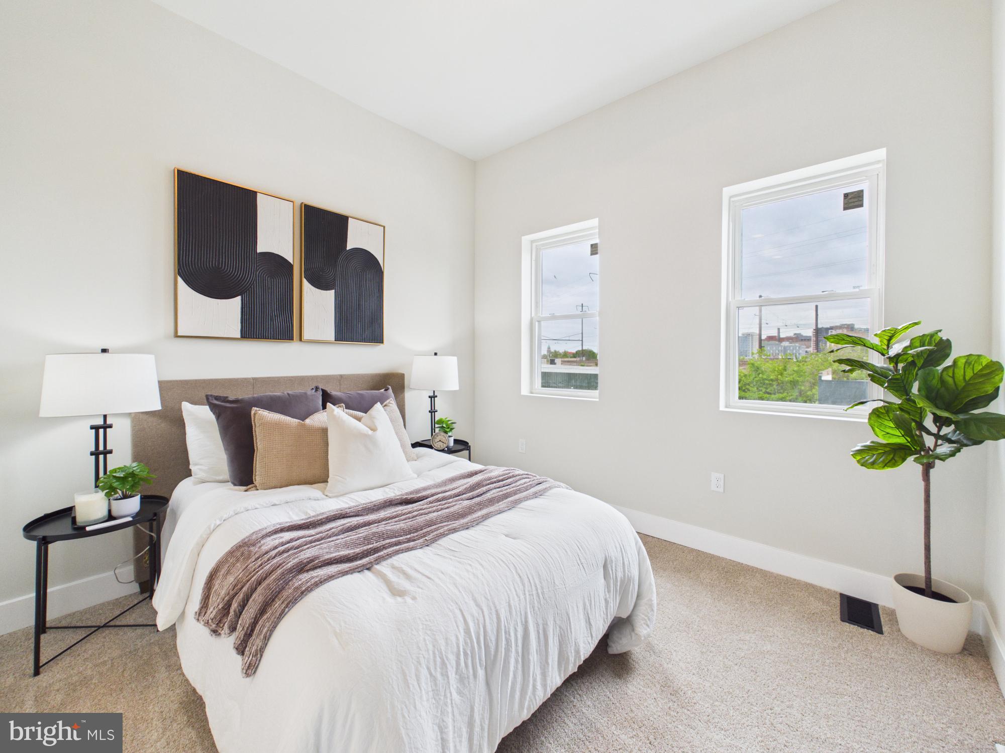 BROADWAY EAST - Residential