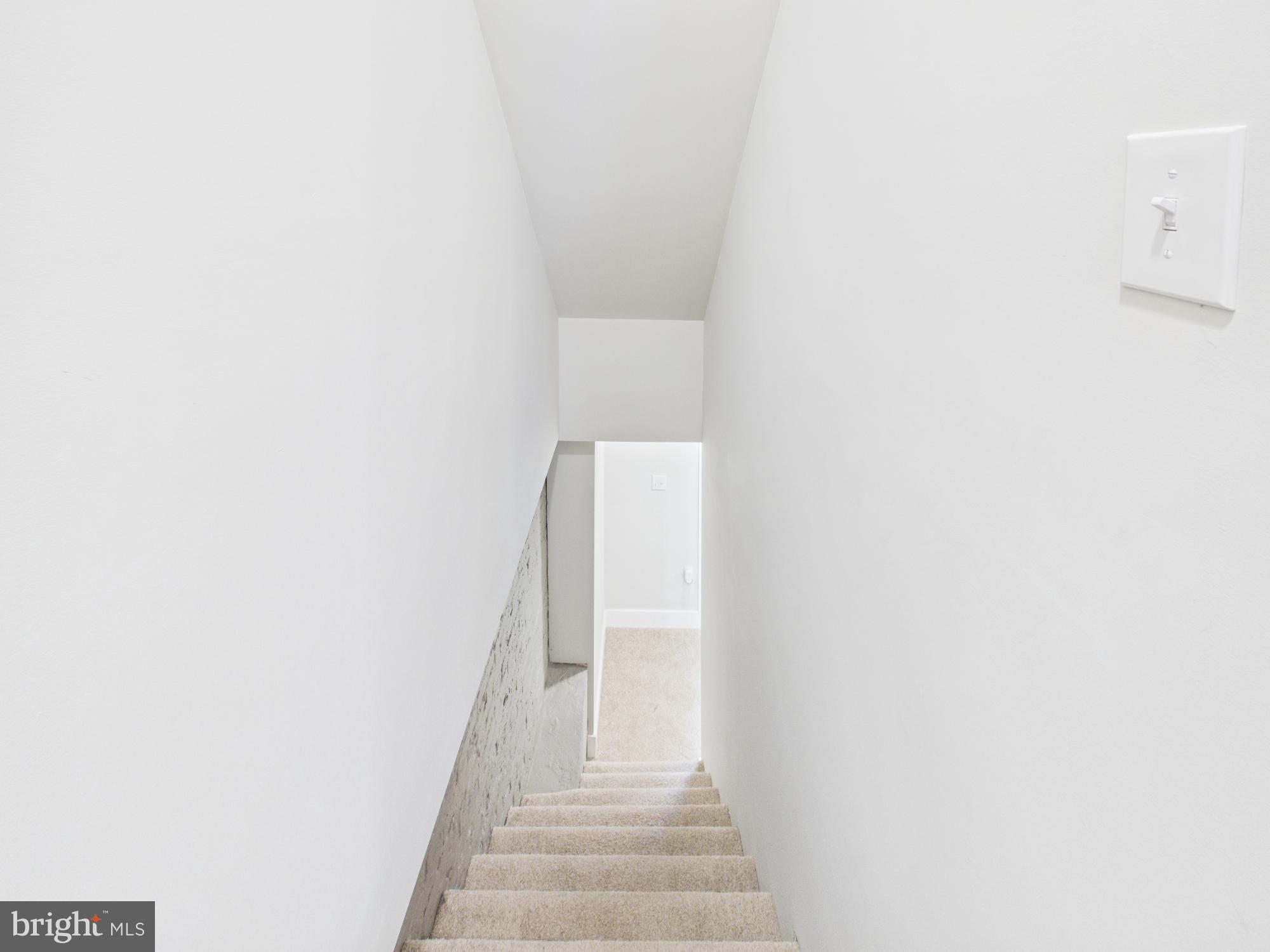 BROADWAY EAST - Residential