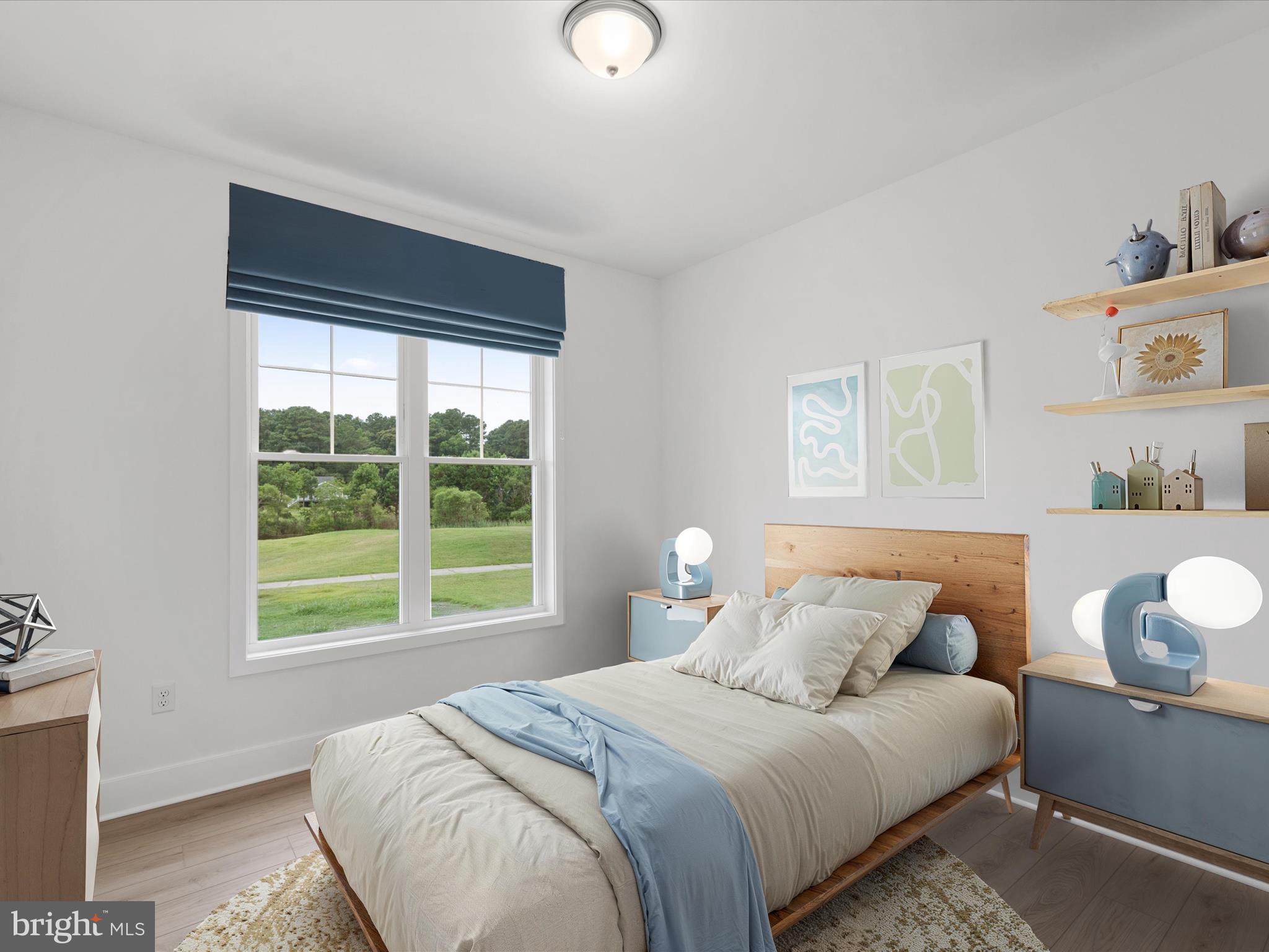 CAPTAIN'S COVE - Residential