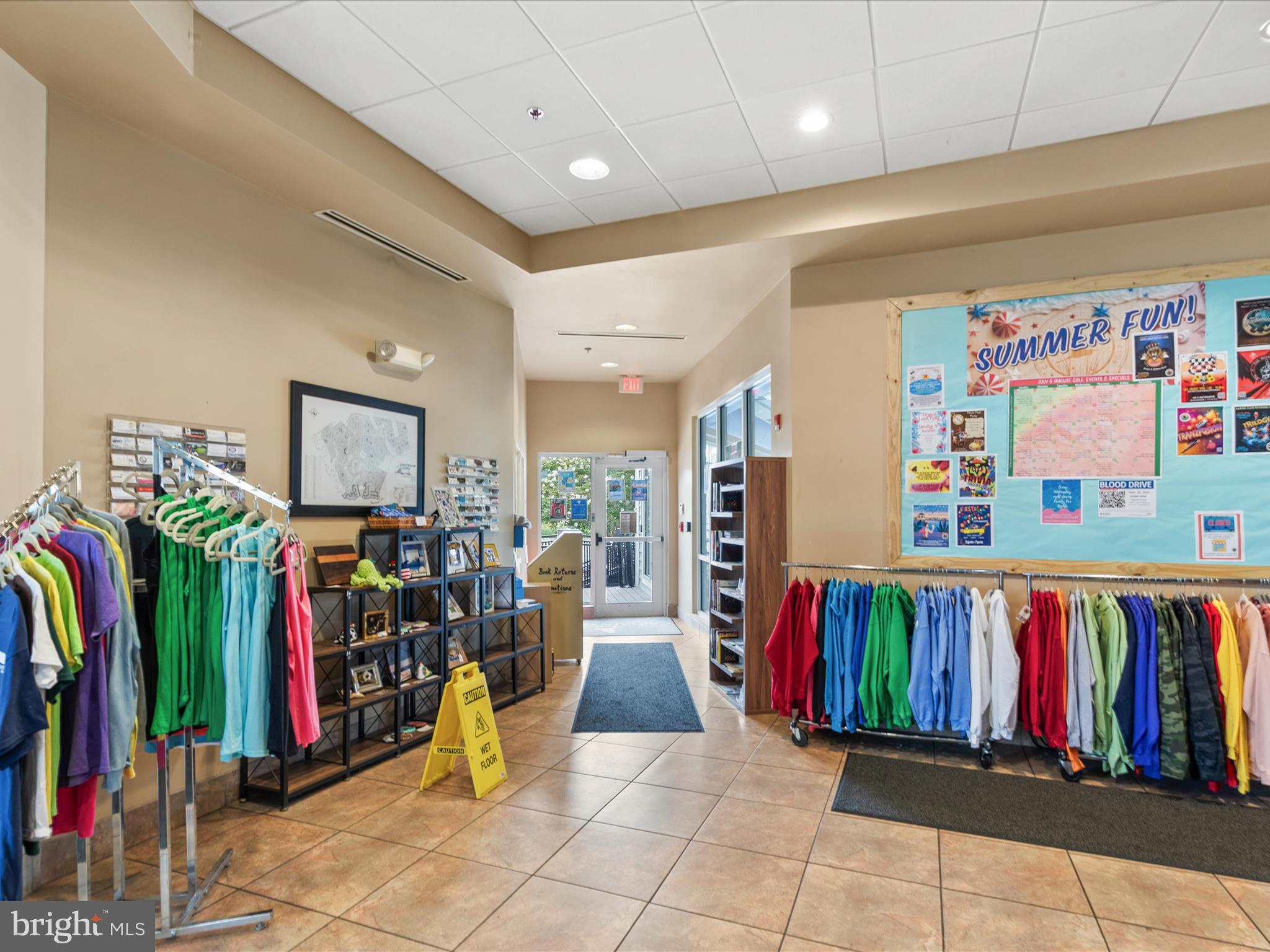 CAPTAIN'S COVE - Residential