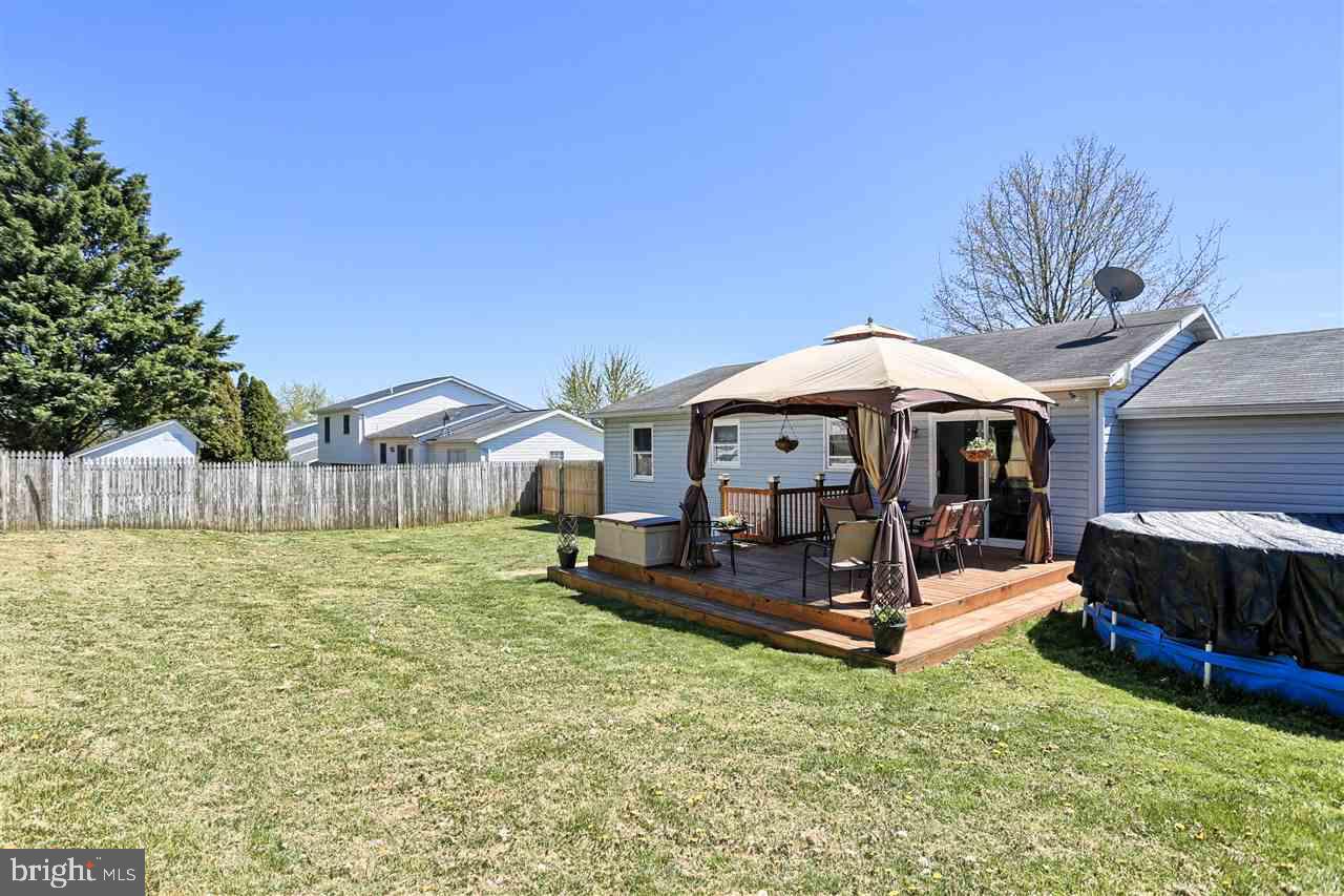 COLONIAL HILLS - Residential