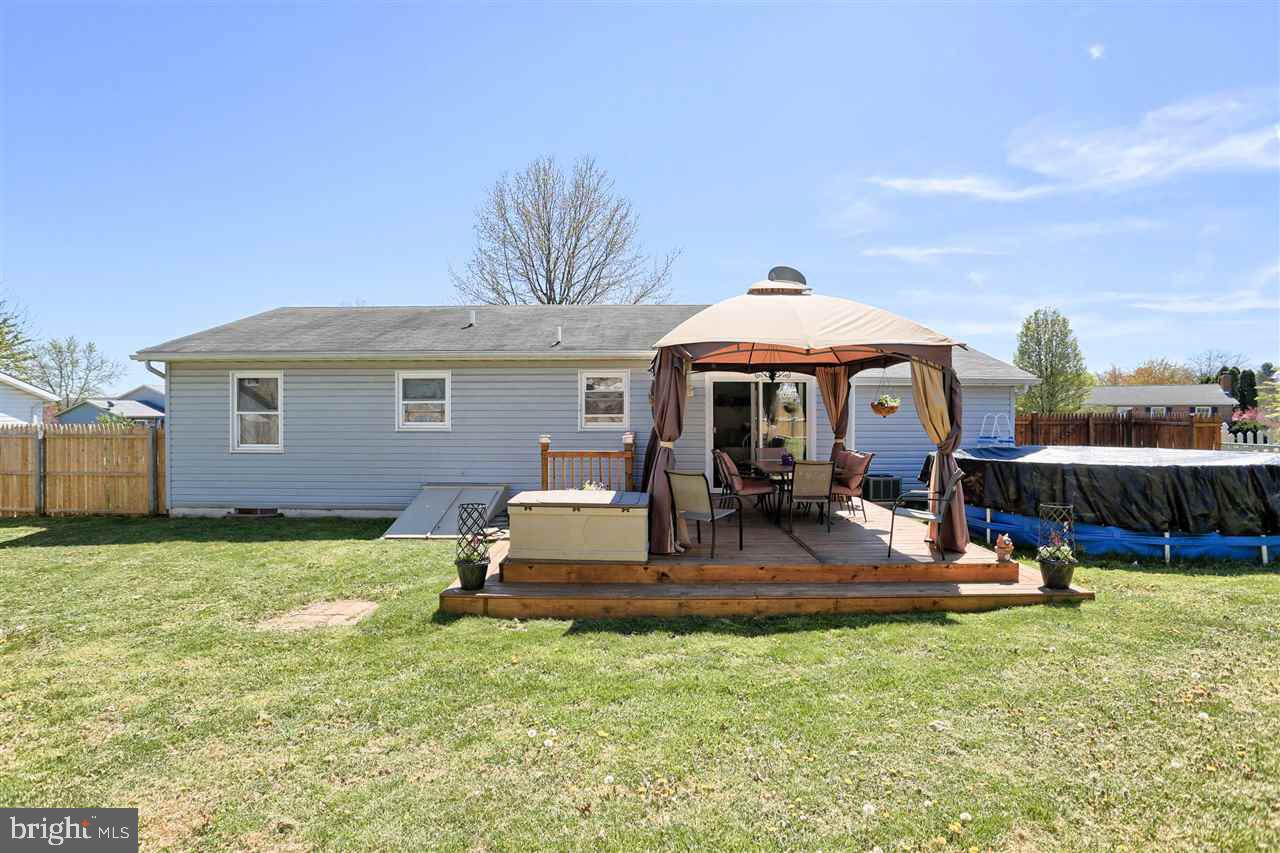 COLONIAL HILLS - Residential