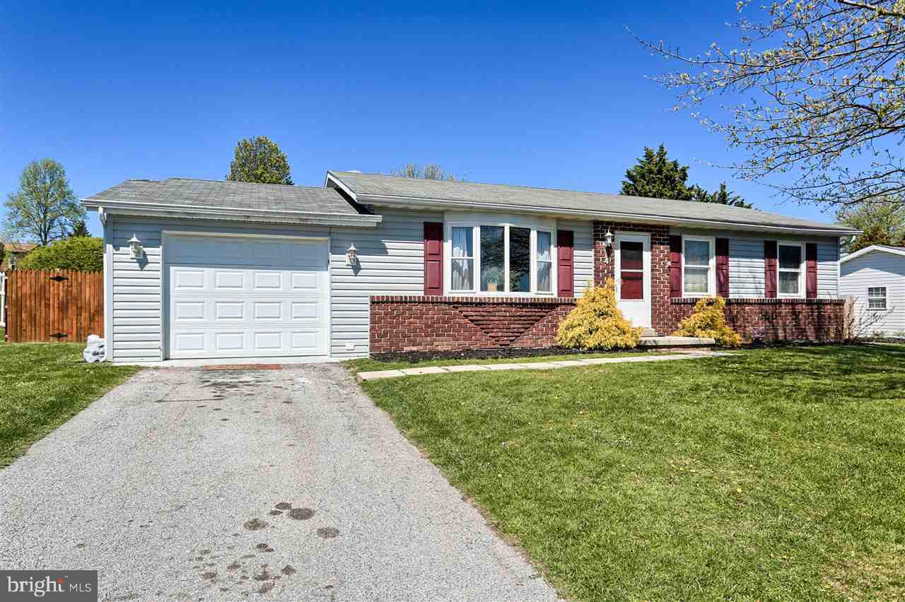 COLONIAL HILLS - Residential