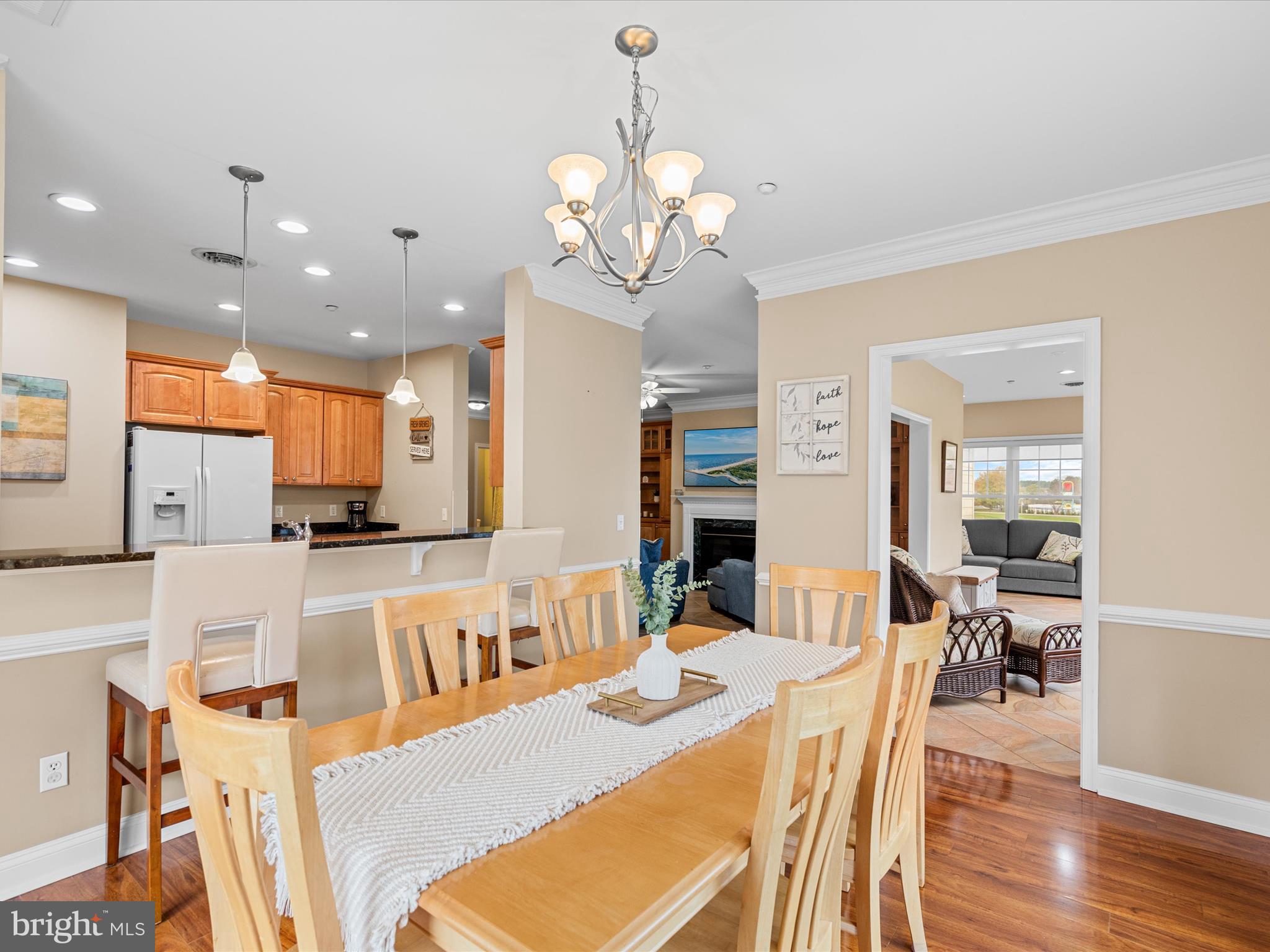 PENINSULA - Residential