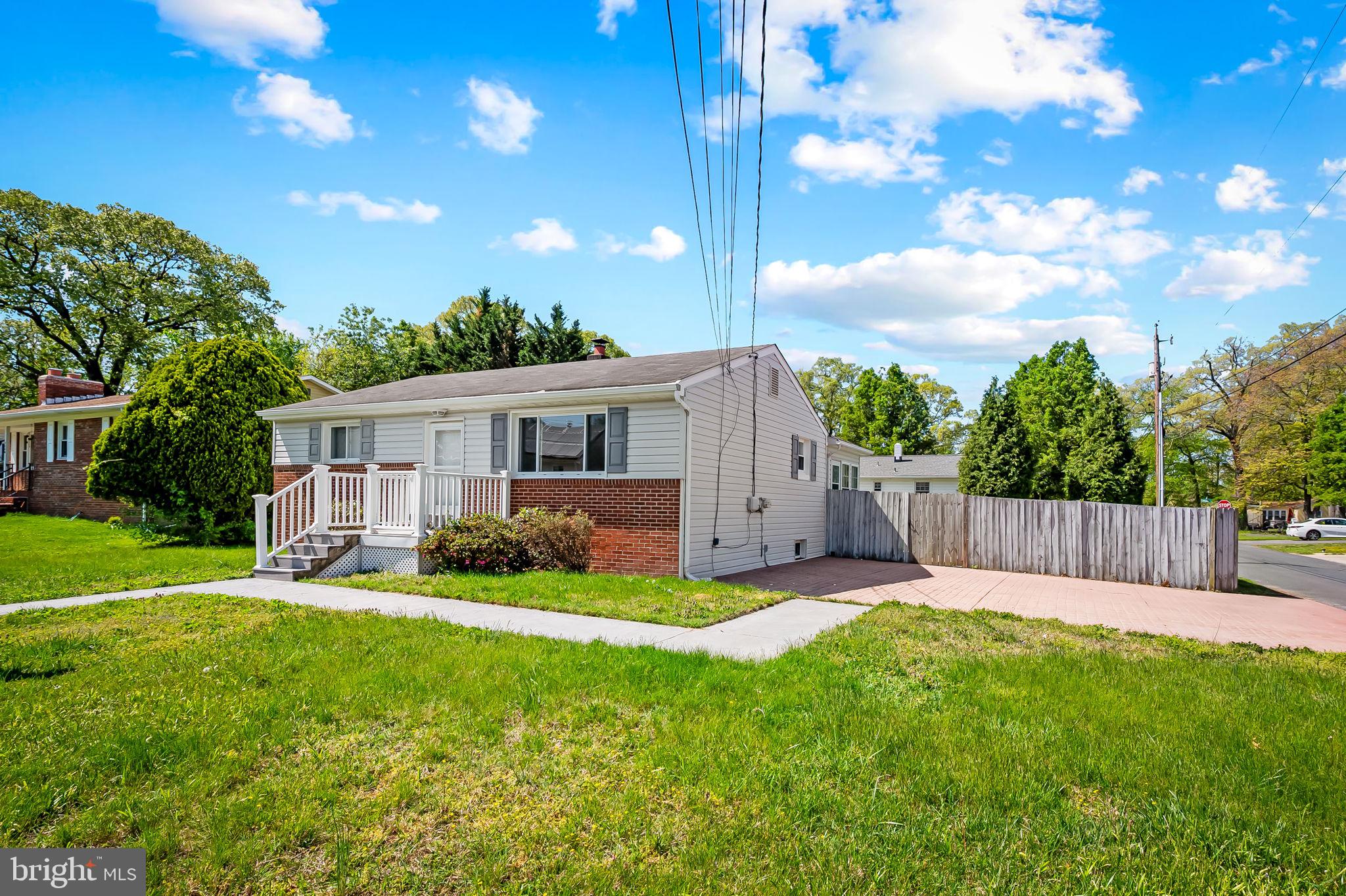 HIGH POINT - Residential