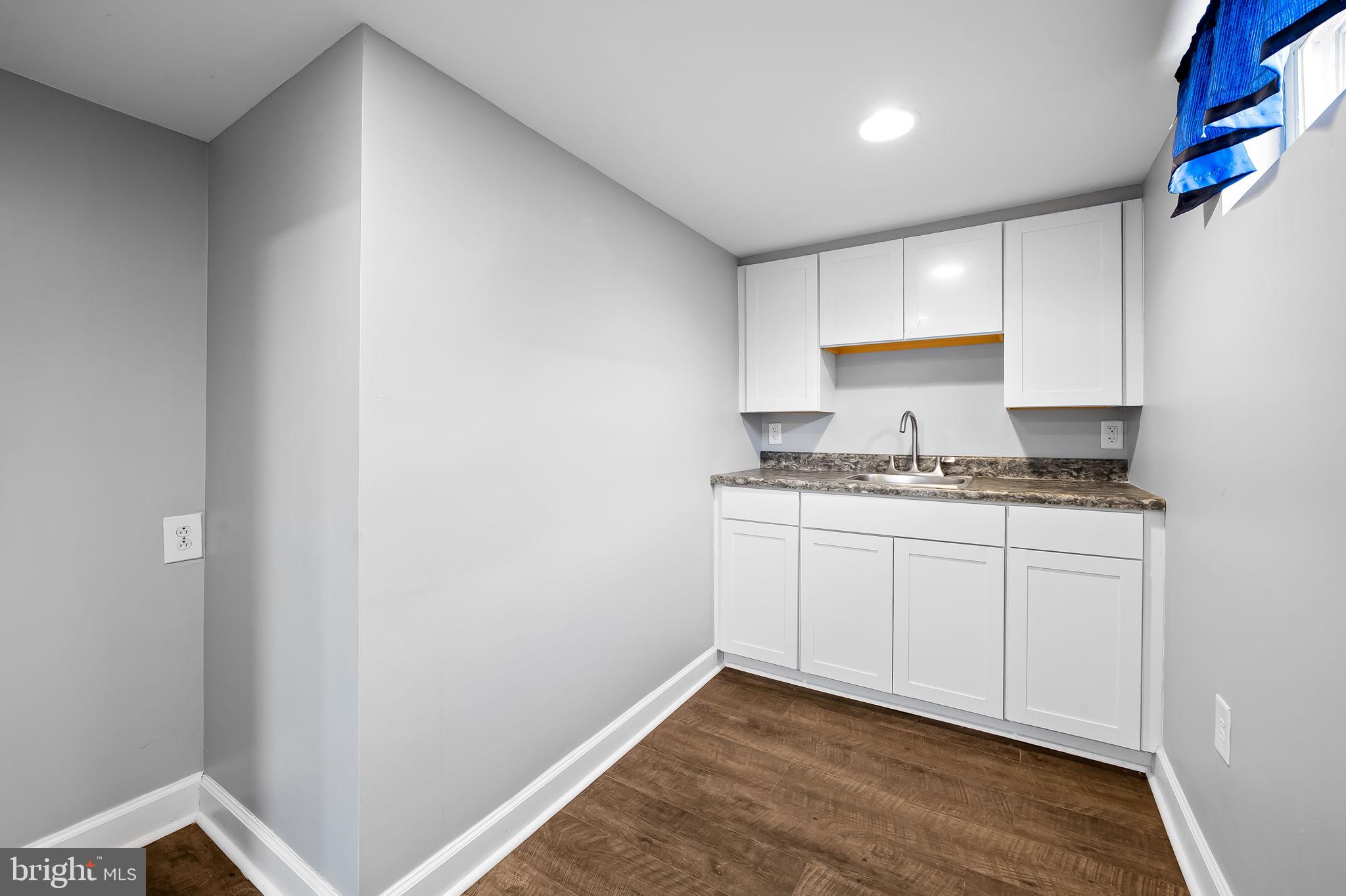 HIGH POINT - Residential