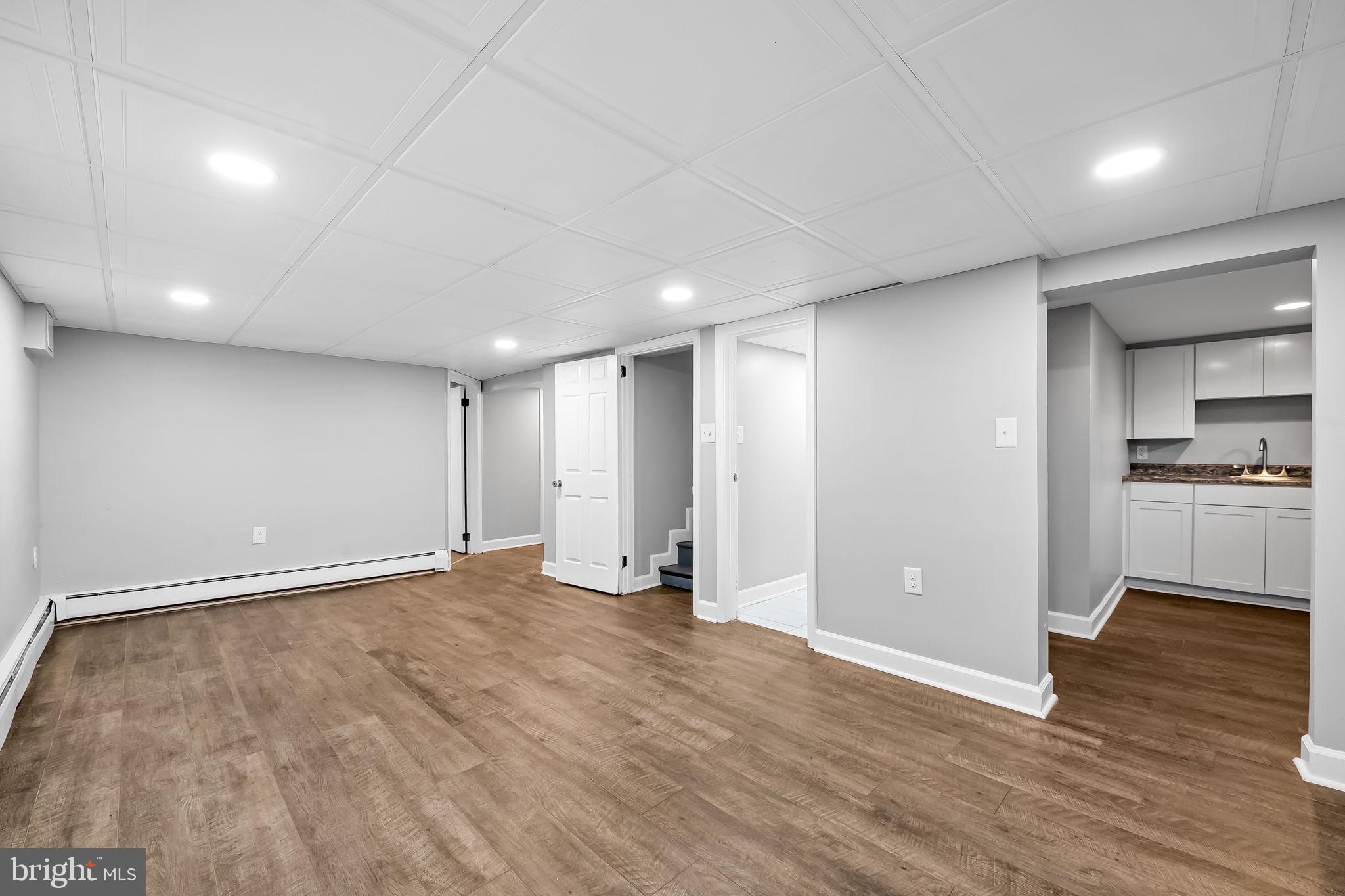 HIGH POINT - Residential