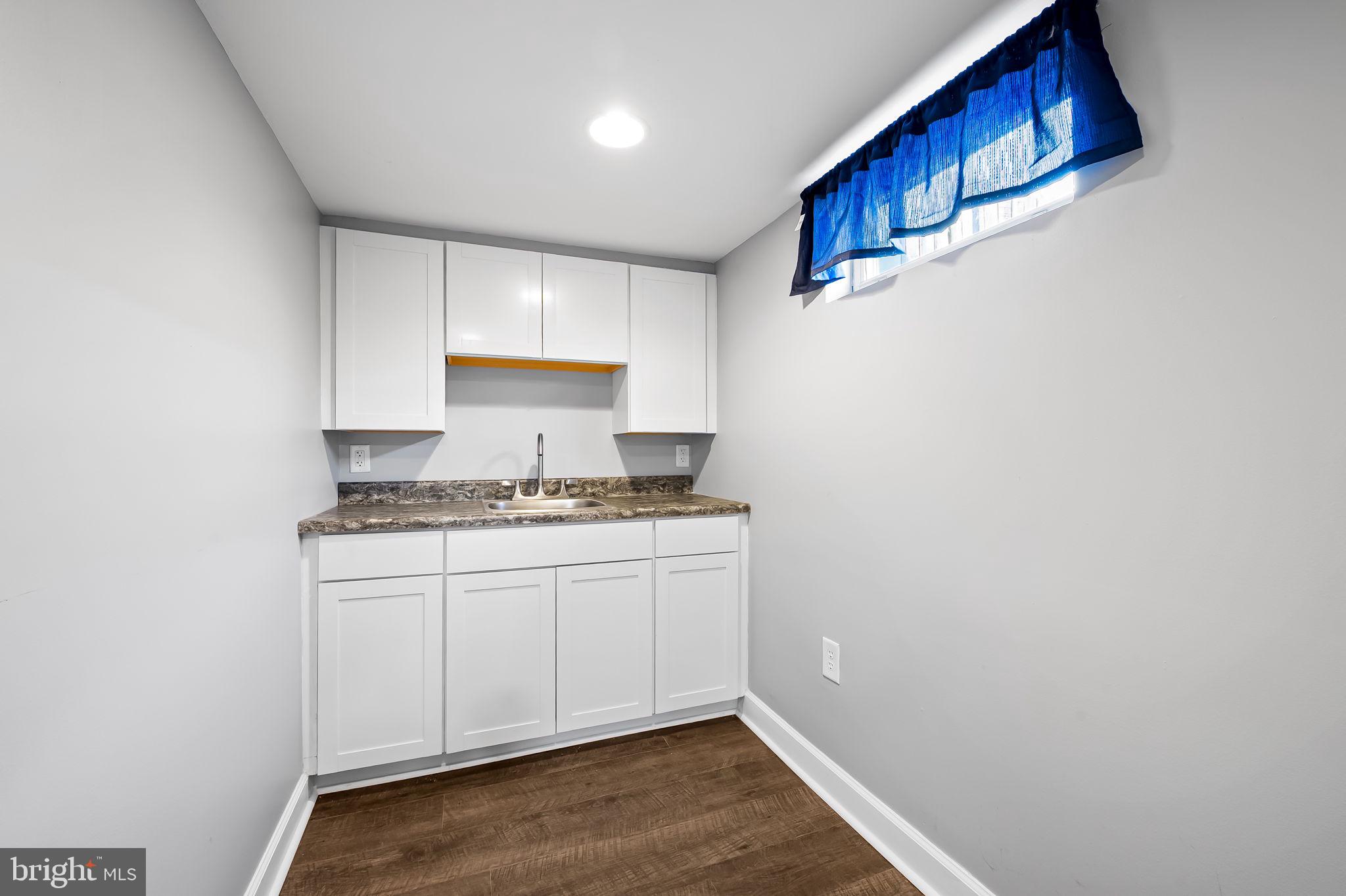 HIGH POINT - Residential