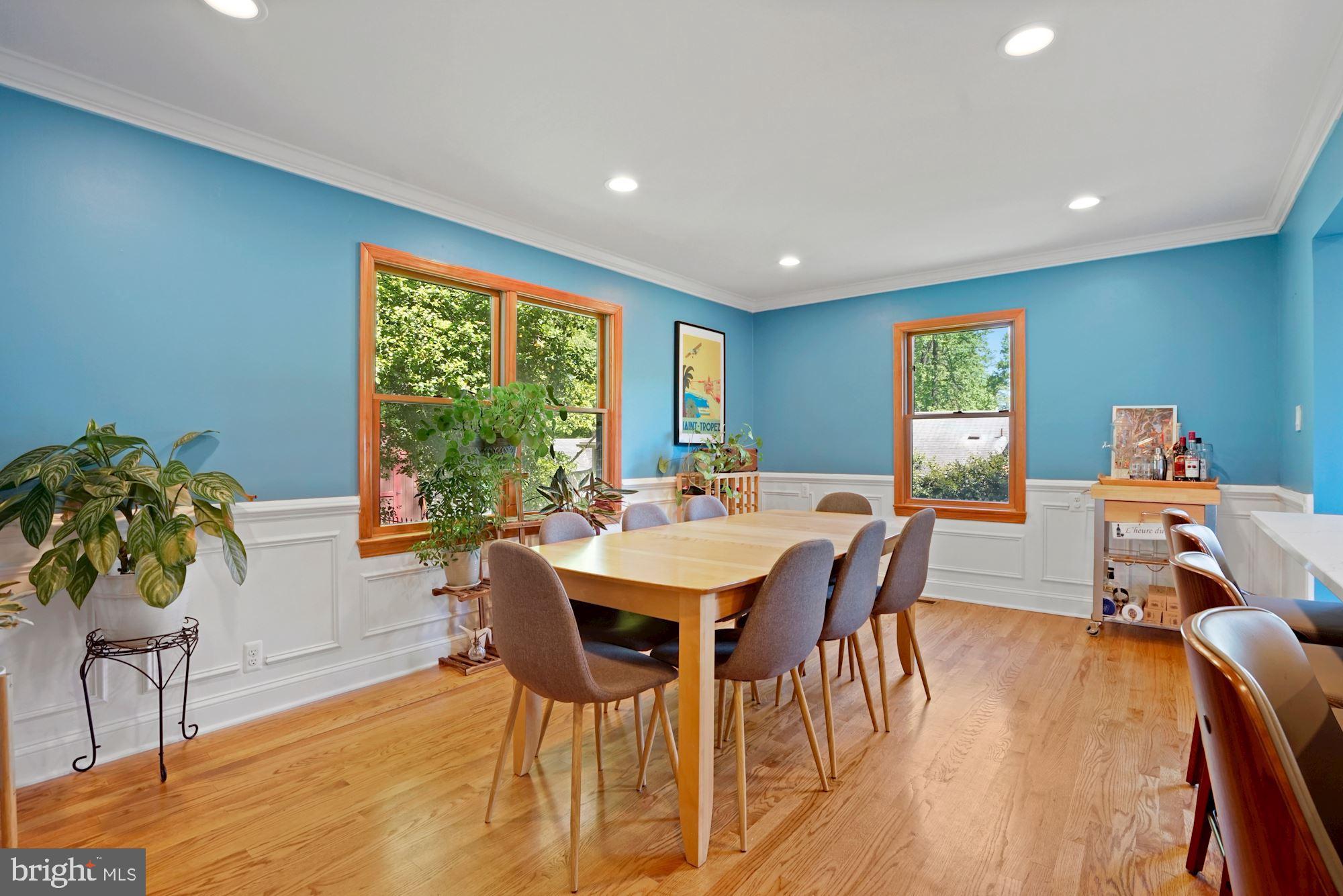 HOLMES RUN ACRES - Residential