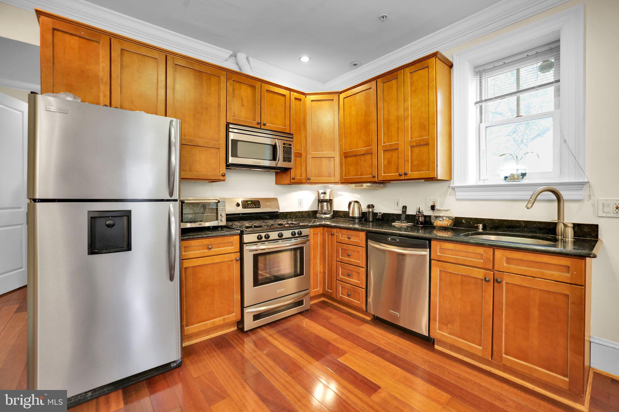 936 MADISON STREET NW 103