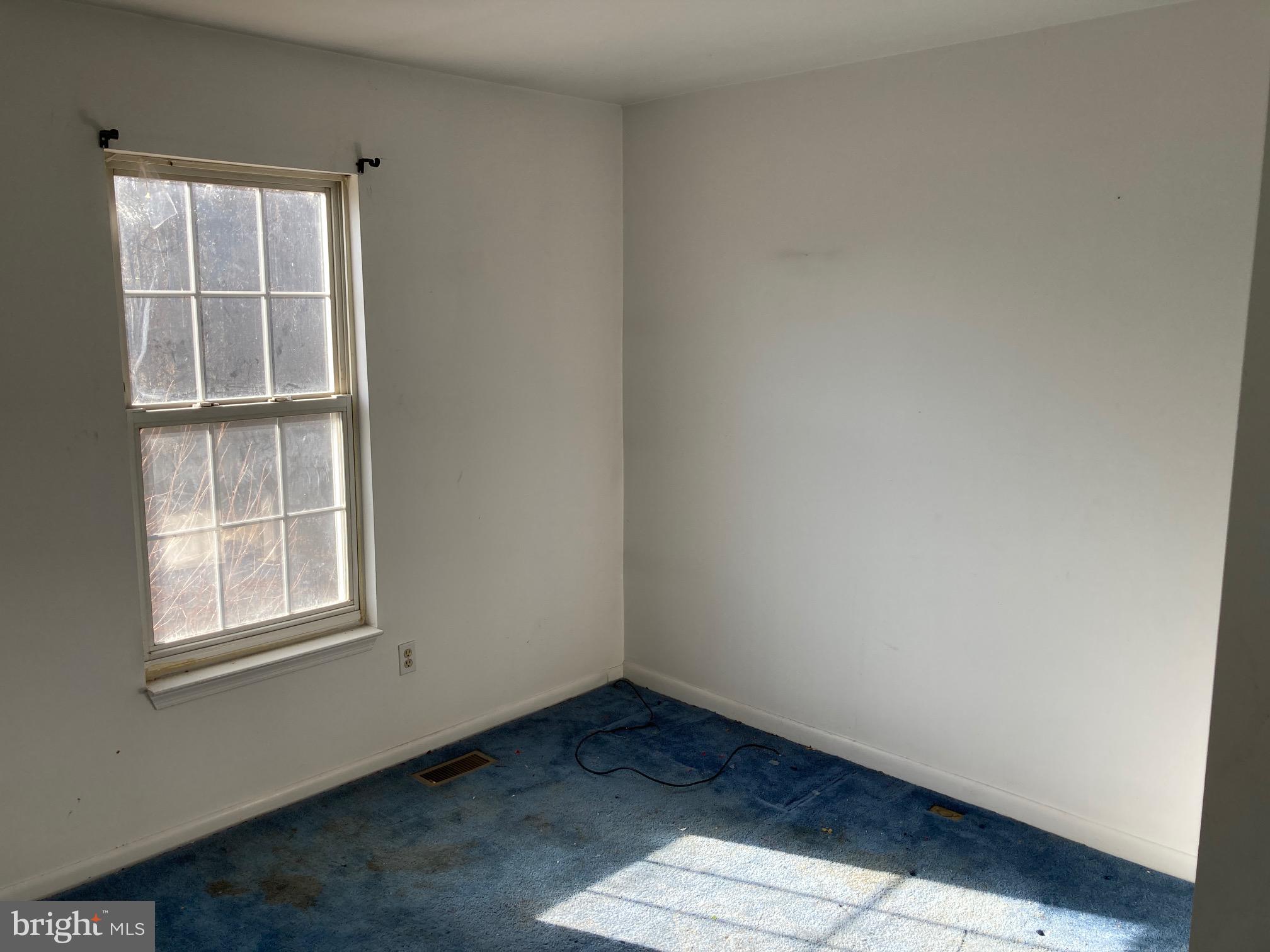 CHASE MANOR - Residential