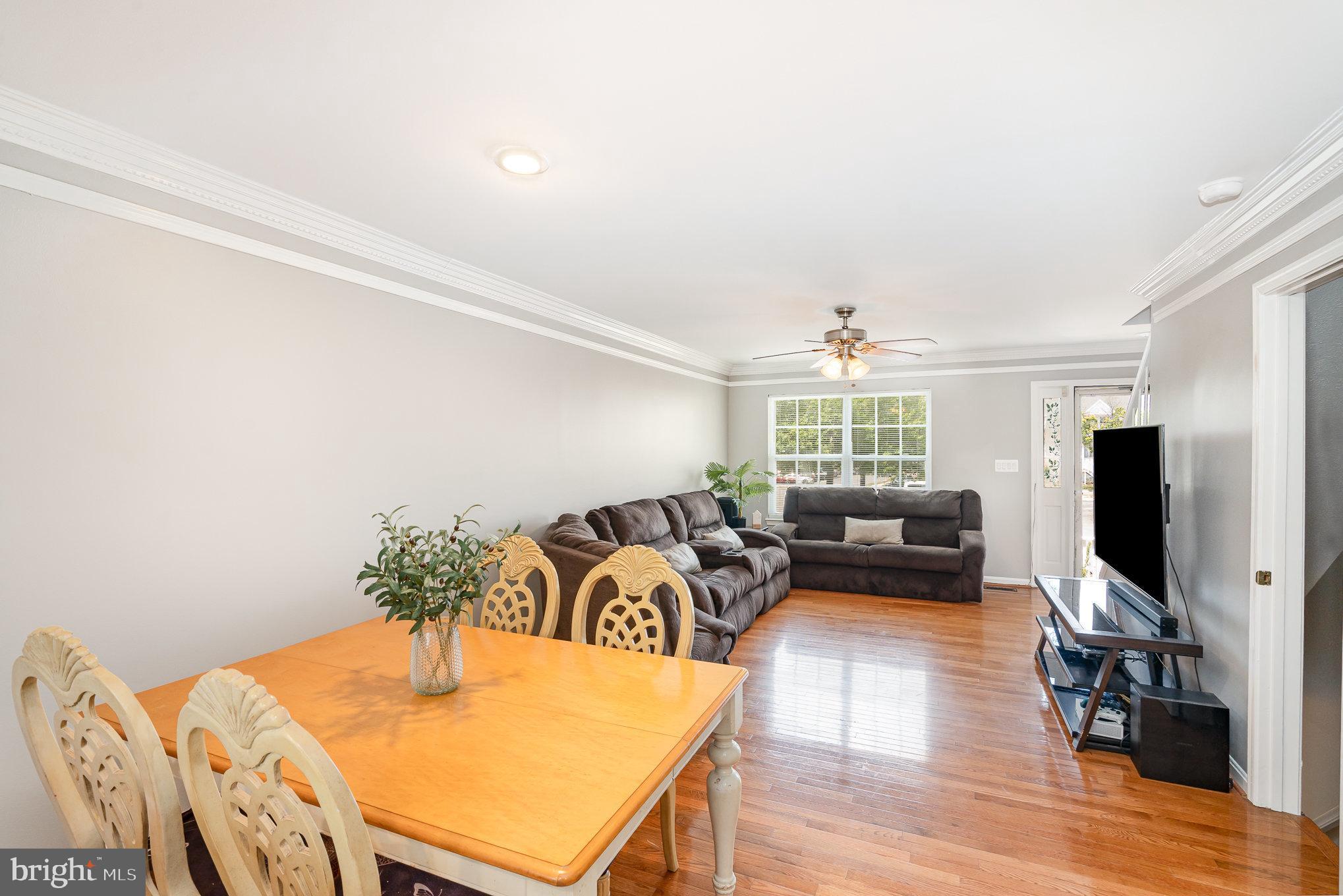 8035 LANTERN COURT 124