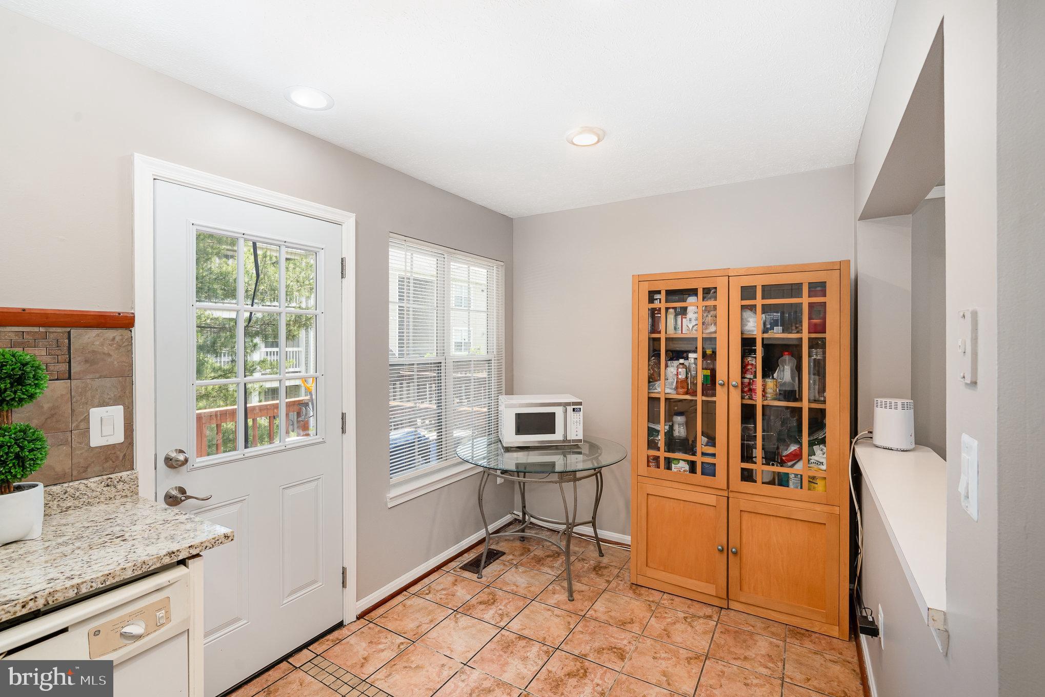 8035 LANTERN COURT 124