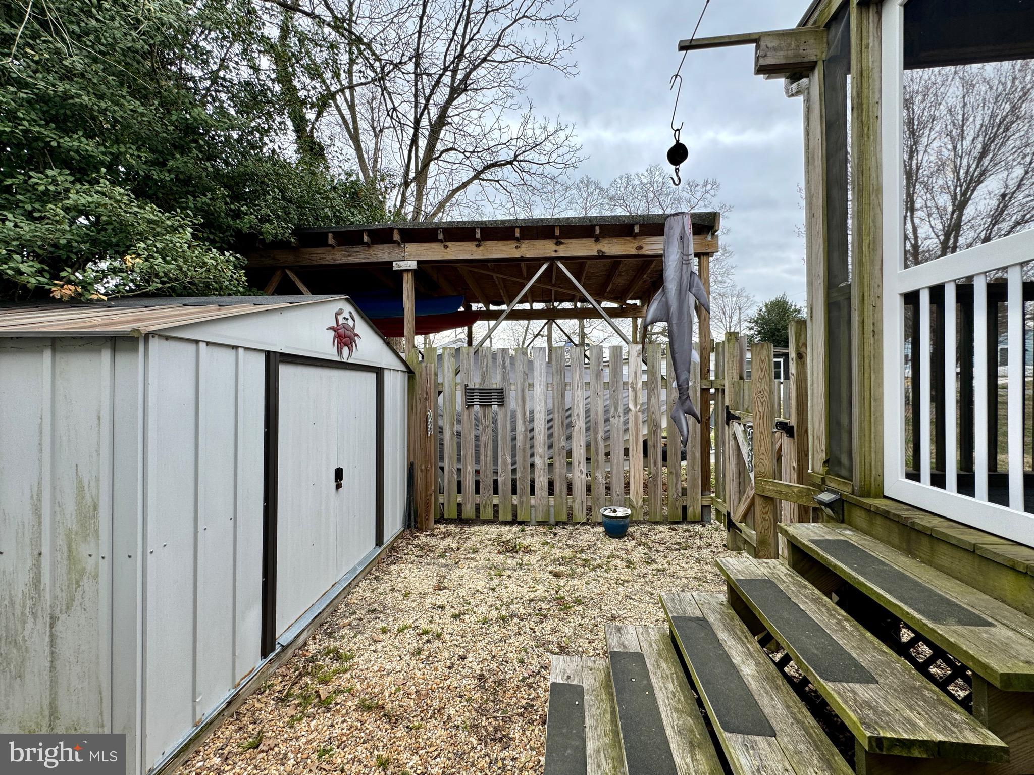 RIVERDALE PARK - Residential
