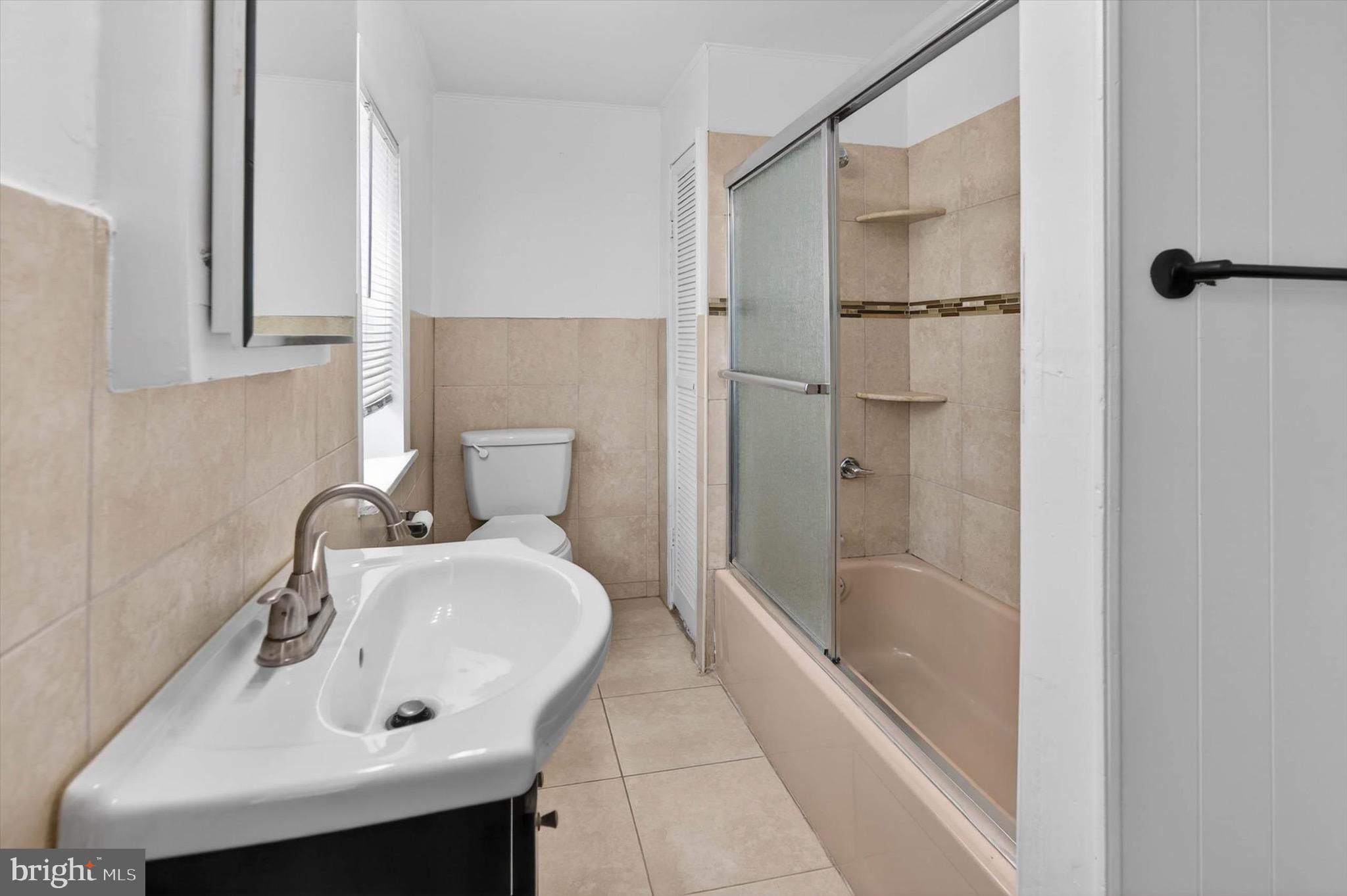 PORT RICHMOND - Residential