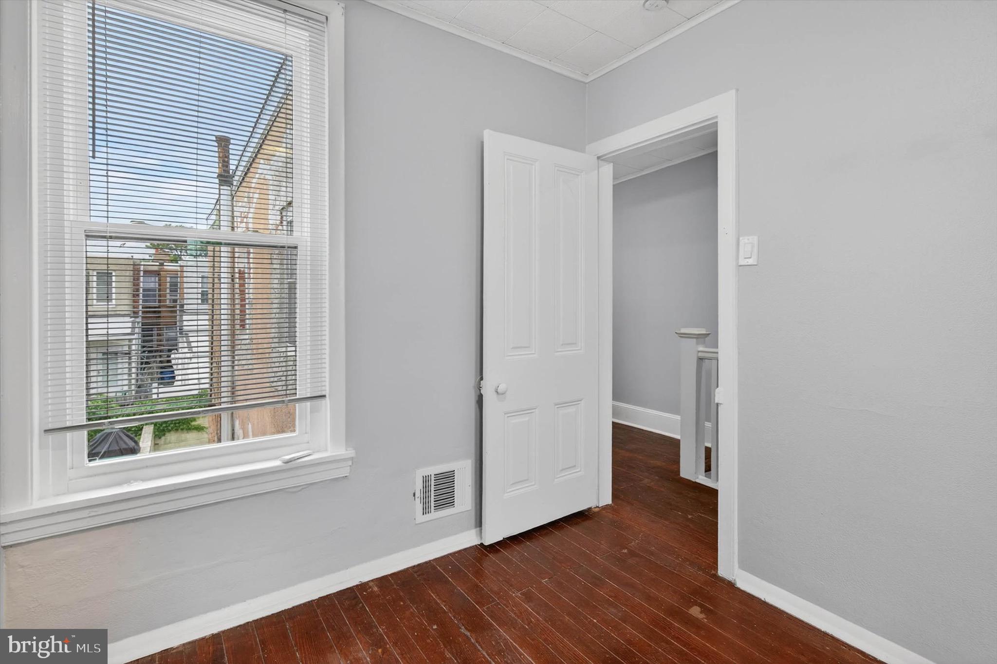 PORT RICHMOND - Residential