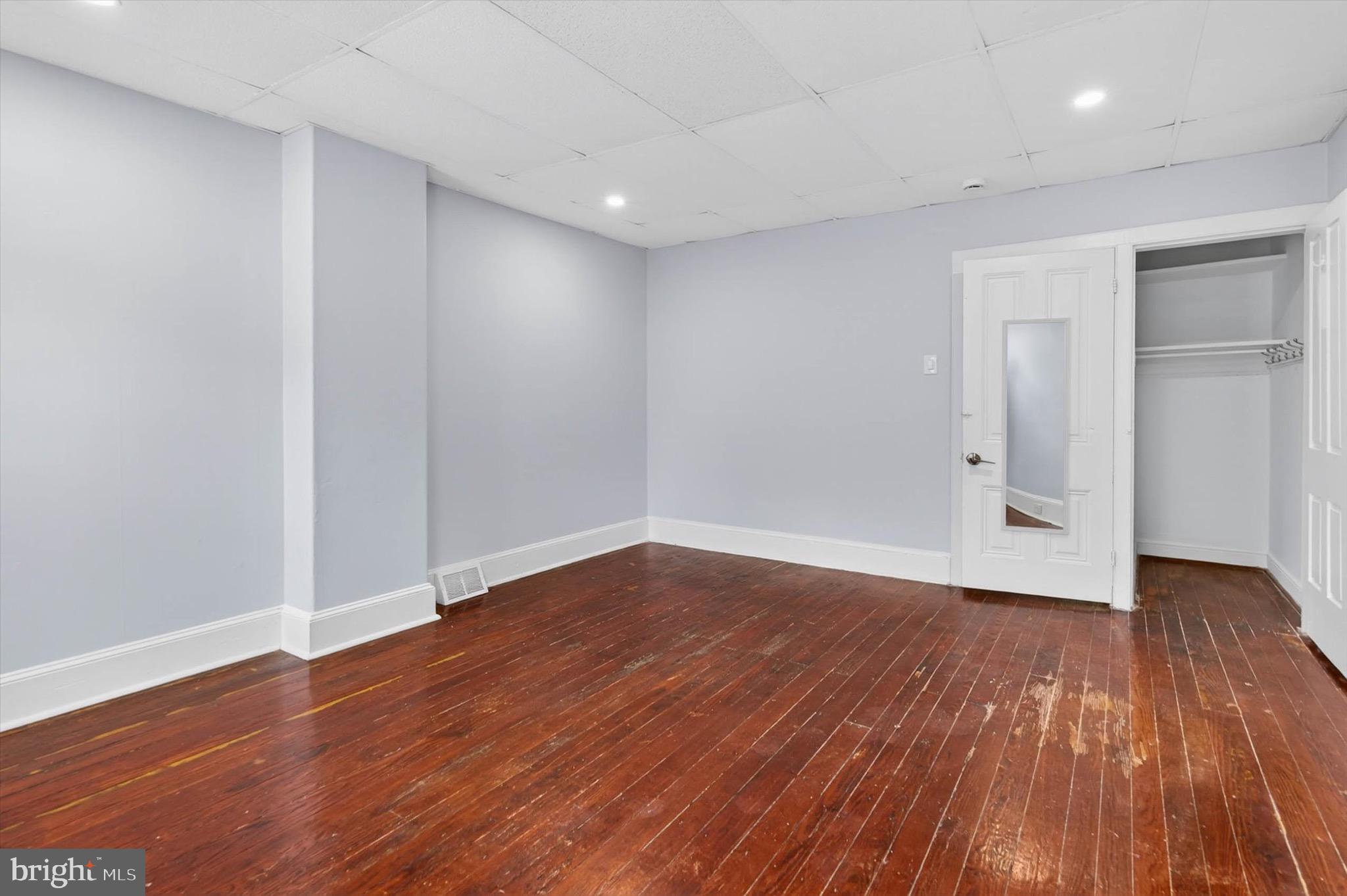 PORT RICHMOND - Residential