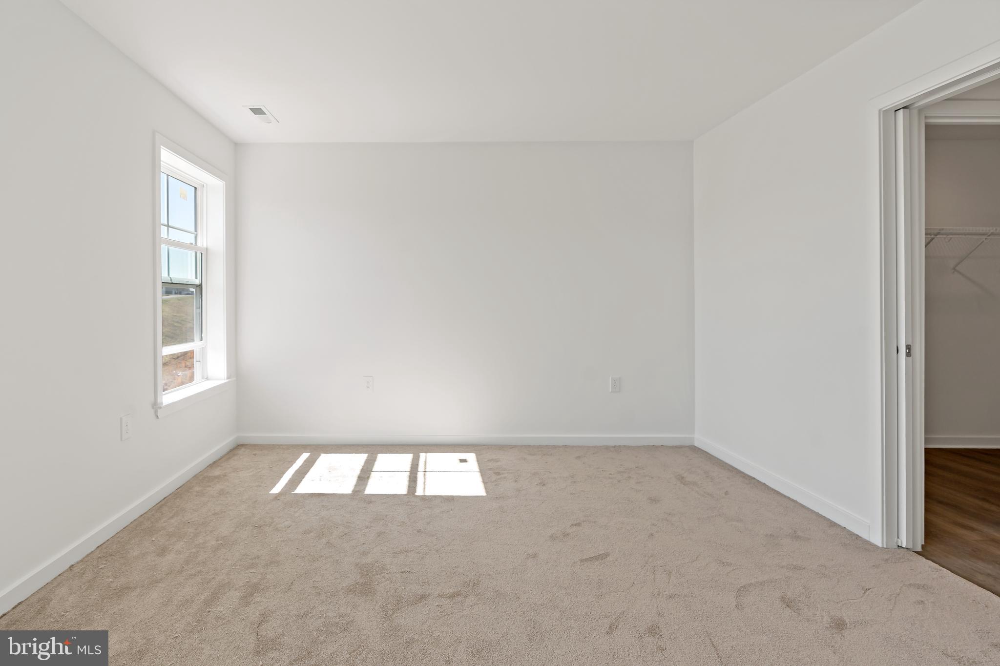 BRIDLE CREEK - Residential