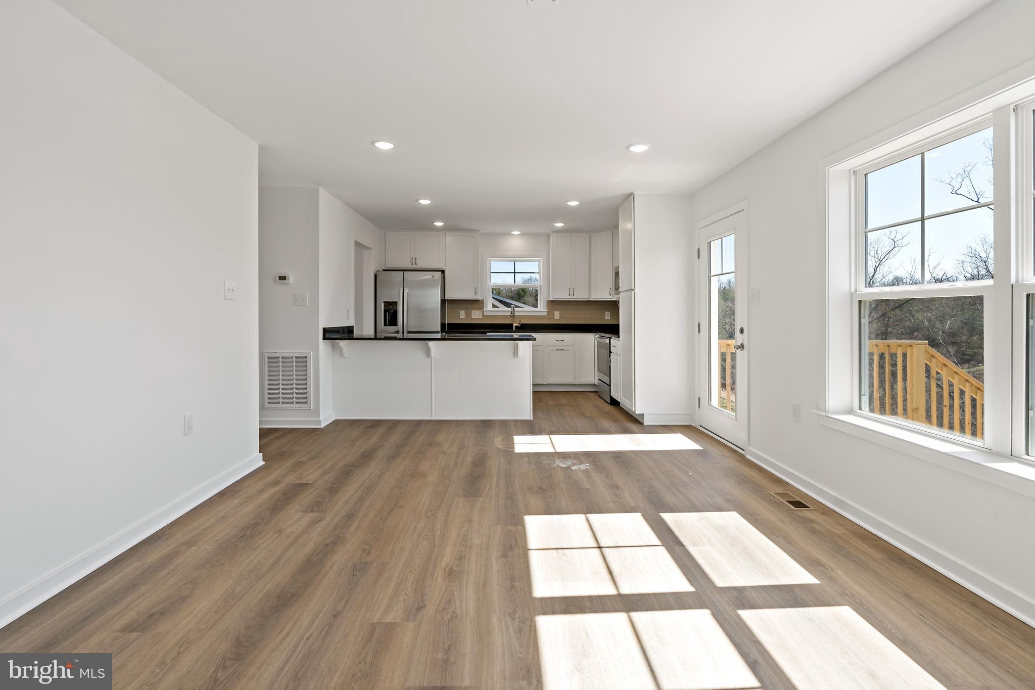 BRIDLE CREEK - Residential