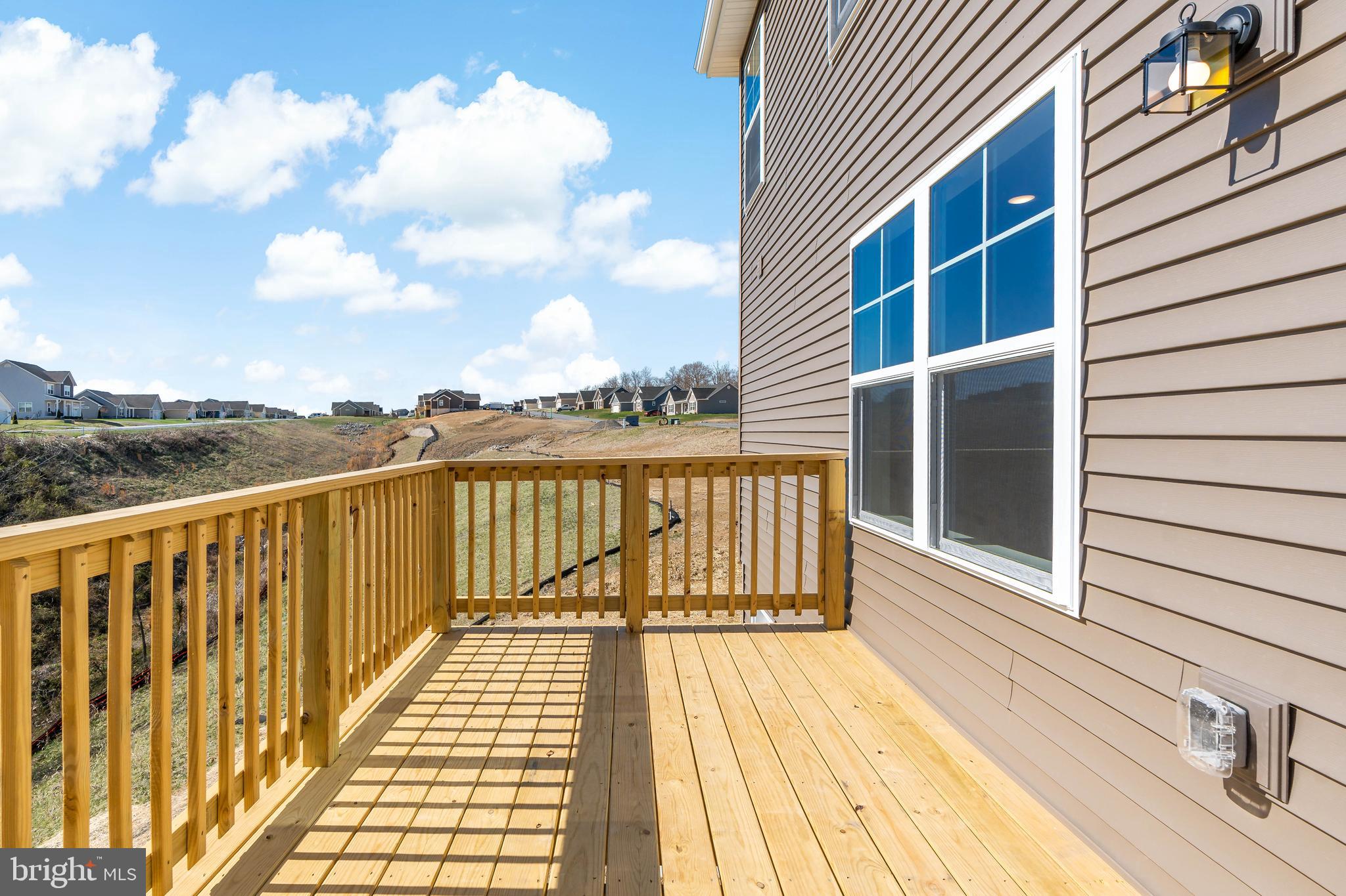 BRIDLE CREEK - Residential