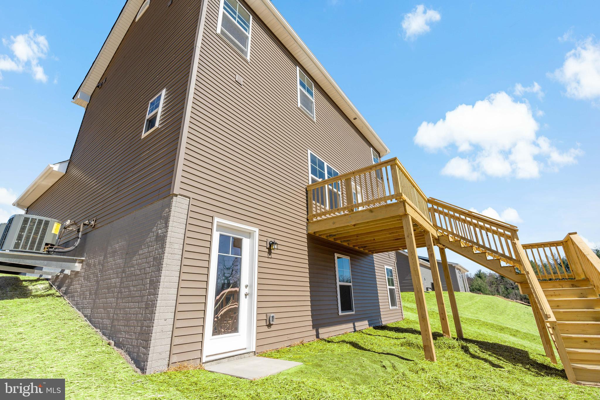 BRIDLE CREEK - Residential