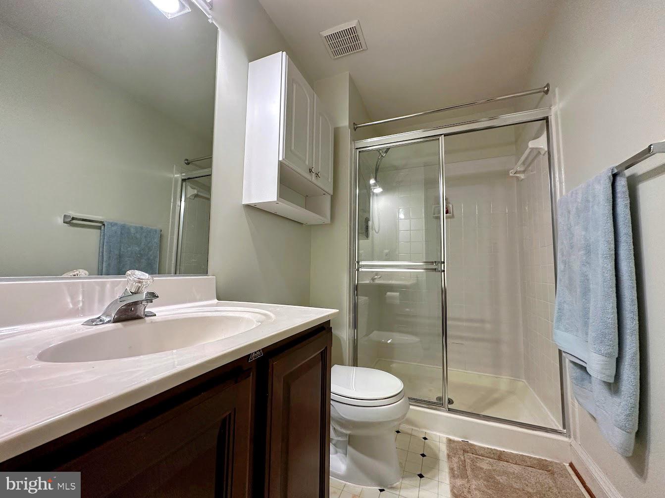 NOTTINGHAM WOODS - Residential