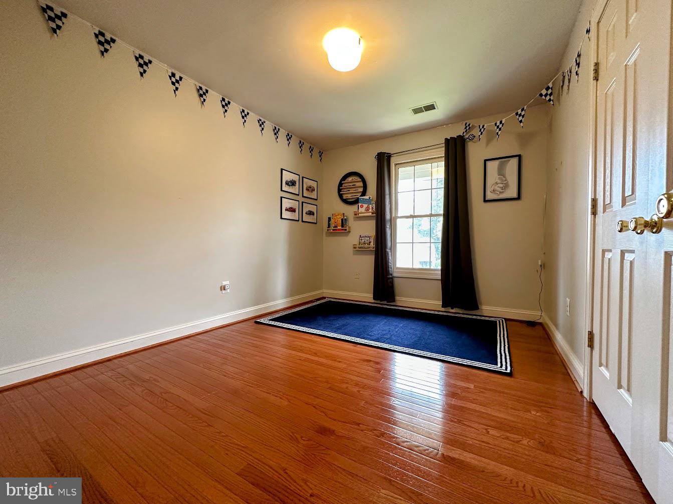 NOTTINGHAM WOODS - Residential