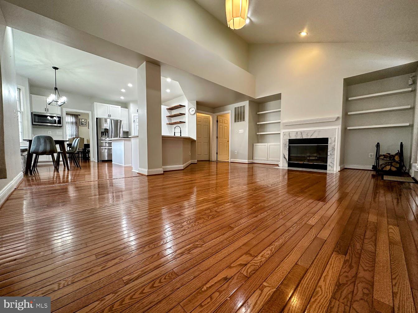 NOTTINGHAM WOODS - Residential