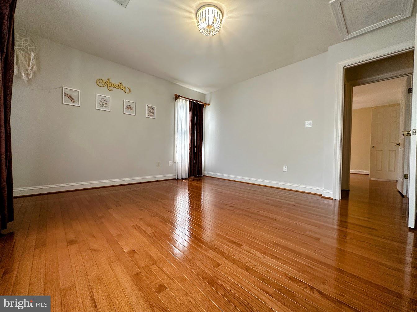 NOTTINGHAM WOODS - Residential