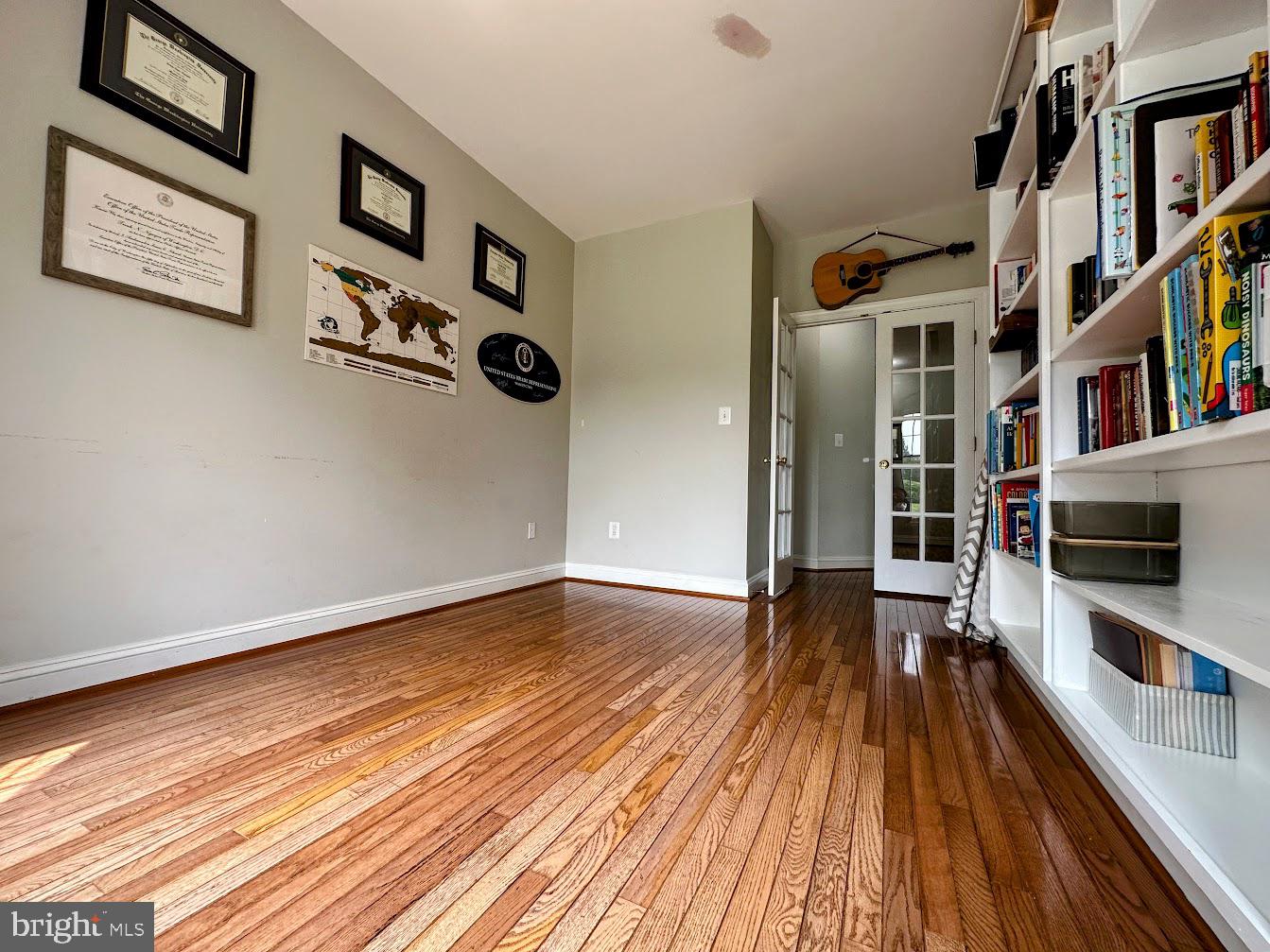 NOTTINGHAM WOODS - Residential