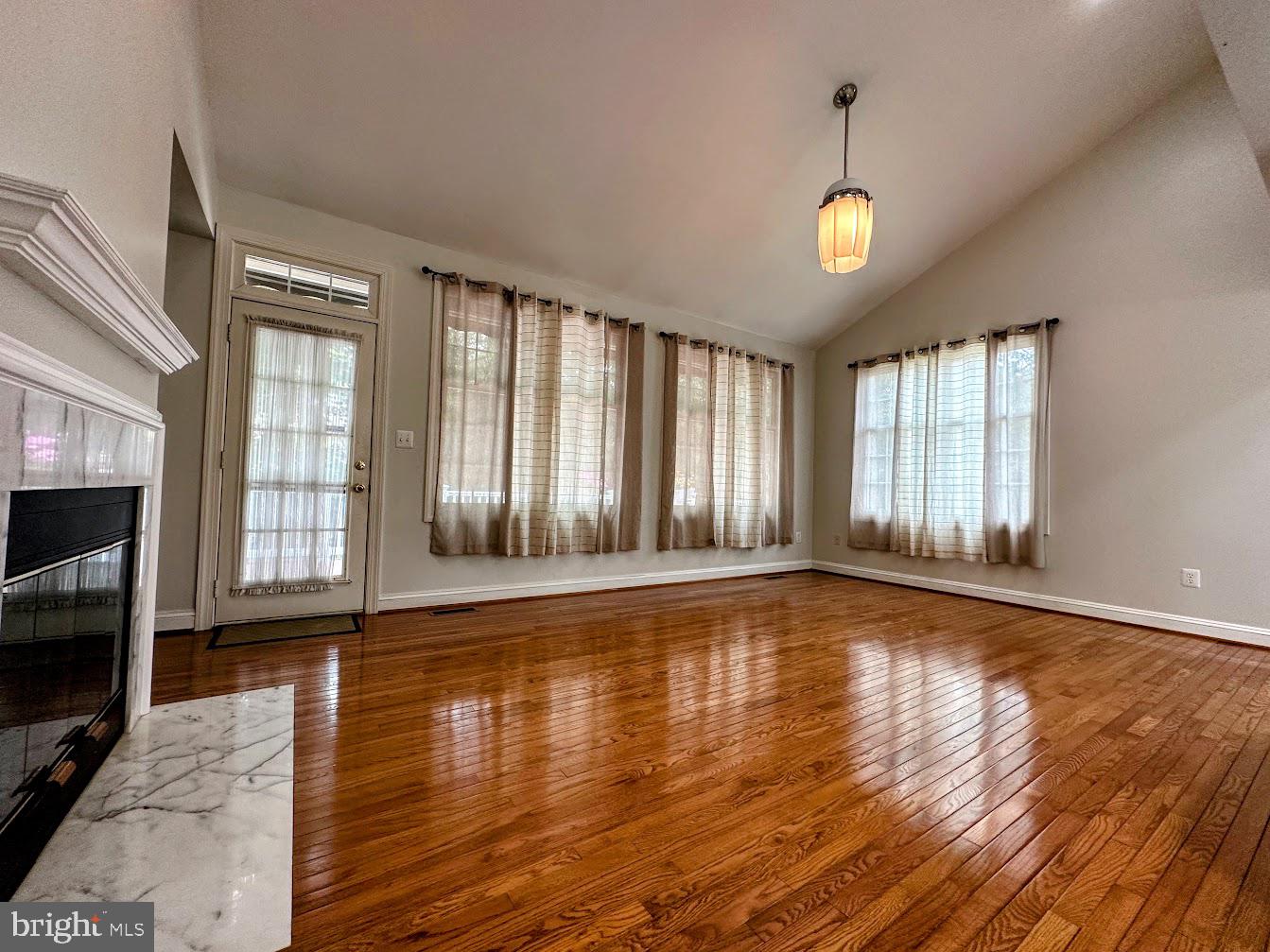 NOTTINGHAM WOODS - Residential