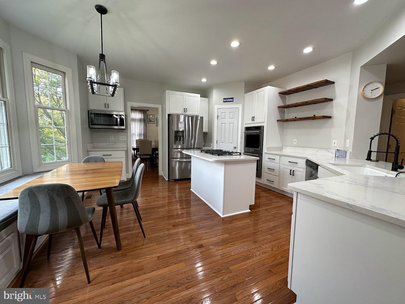 NOTTINGHAM WOODS - Residential