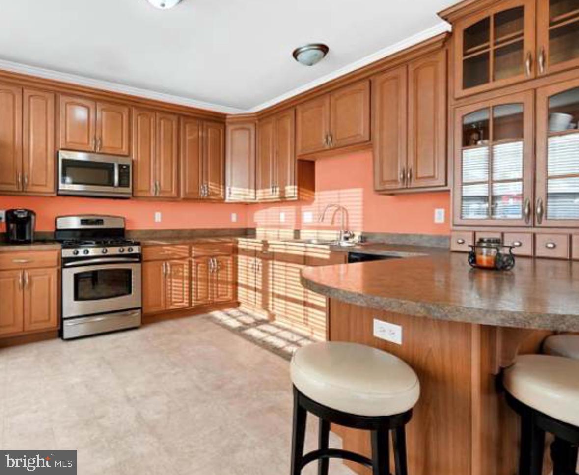 WOODCREST HILLS - Residential