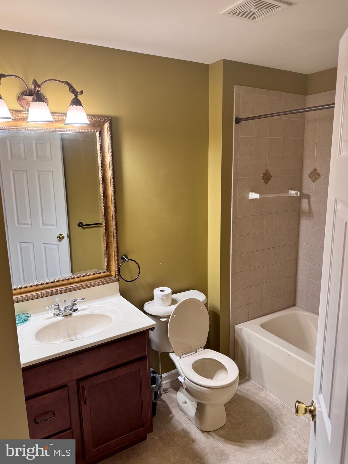 WOODCREST HILLS - Residential