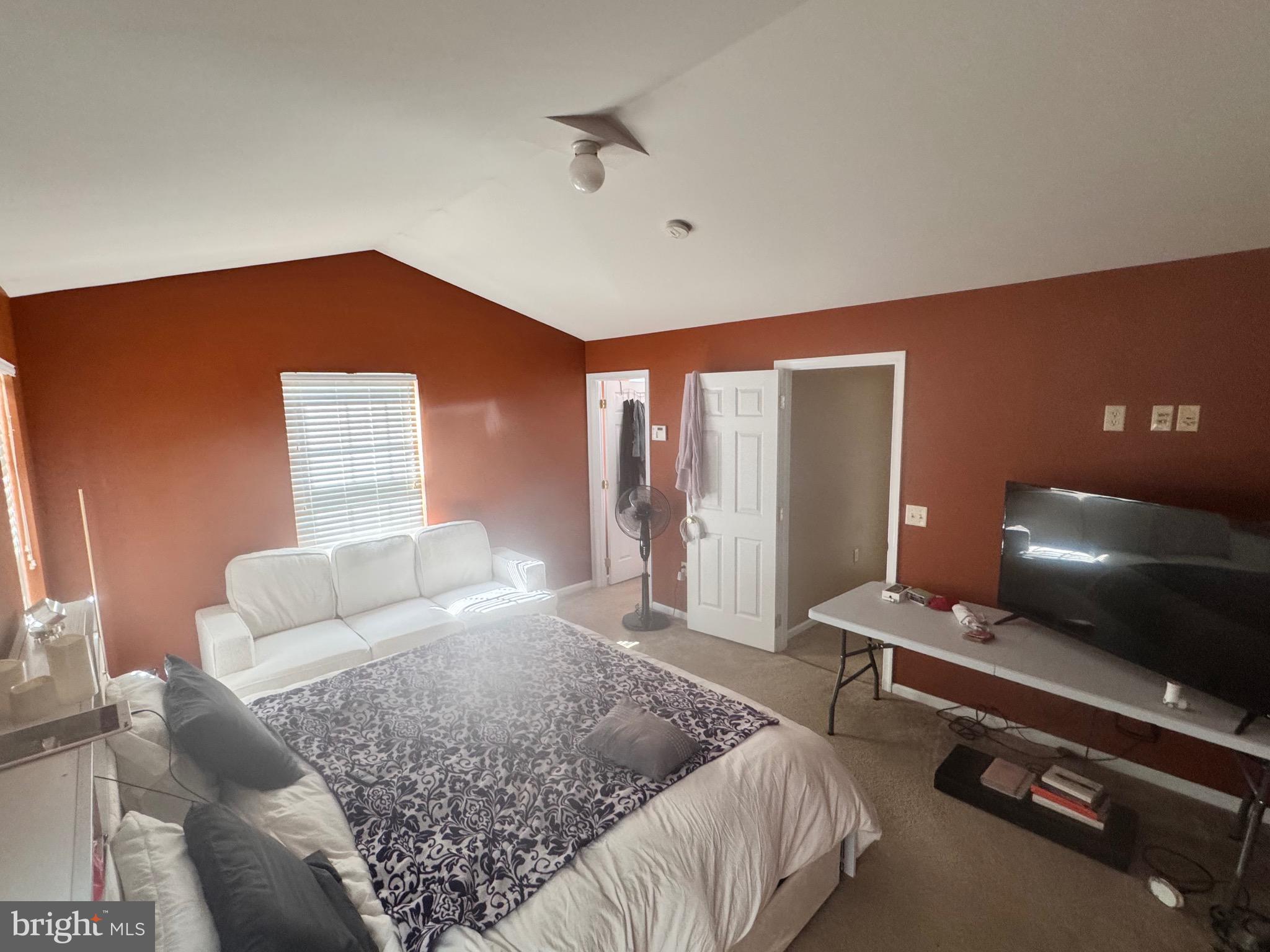 WOODCREST HILLS - Residential