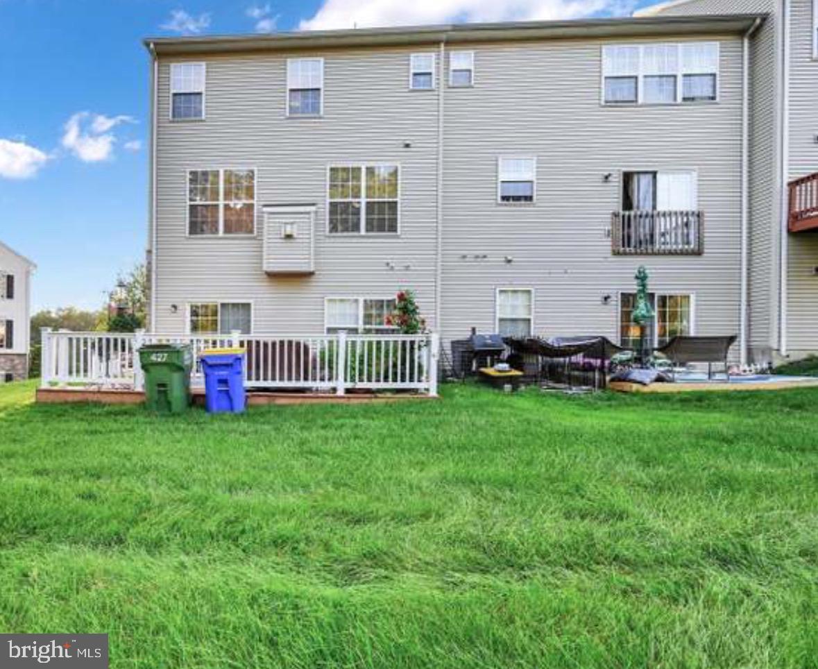 WOODCREST HILLS - Residential
