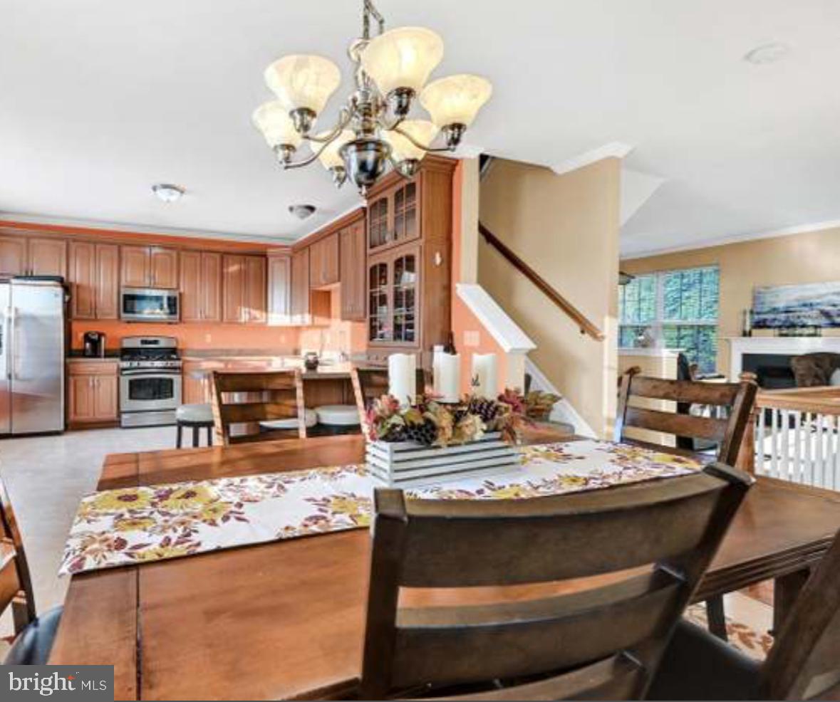 WOODCREST HILLS - Residential