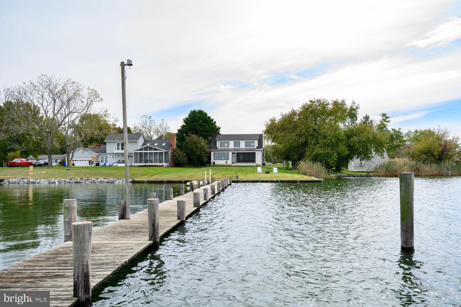 318 OLD POINT ROAD