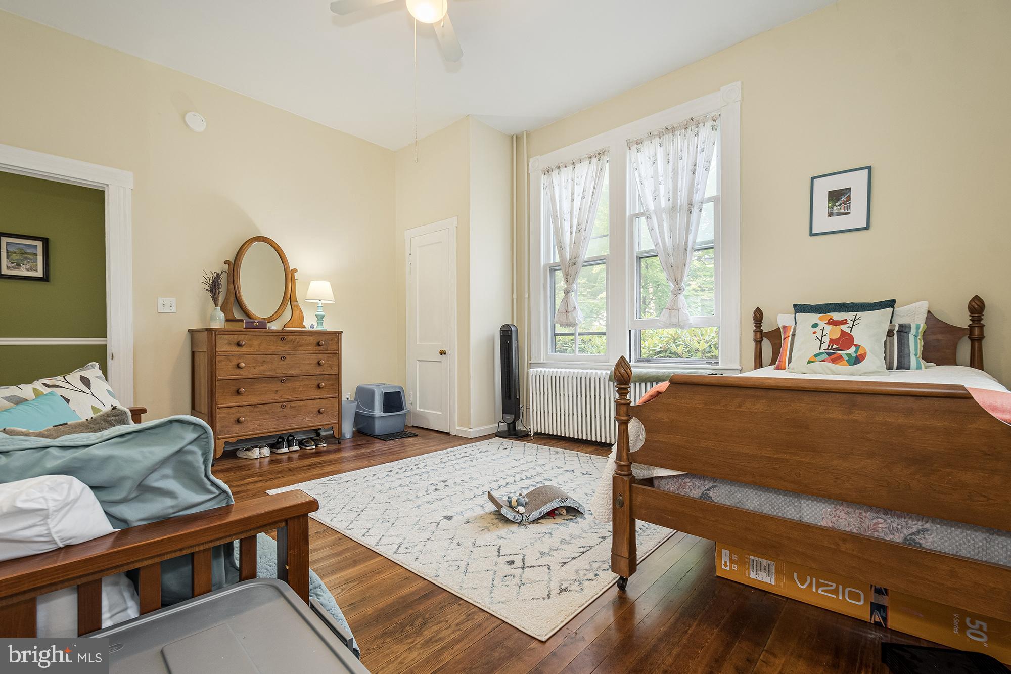 OAKLAND - Residential