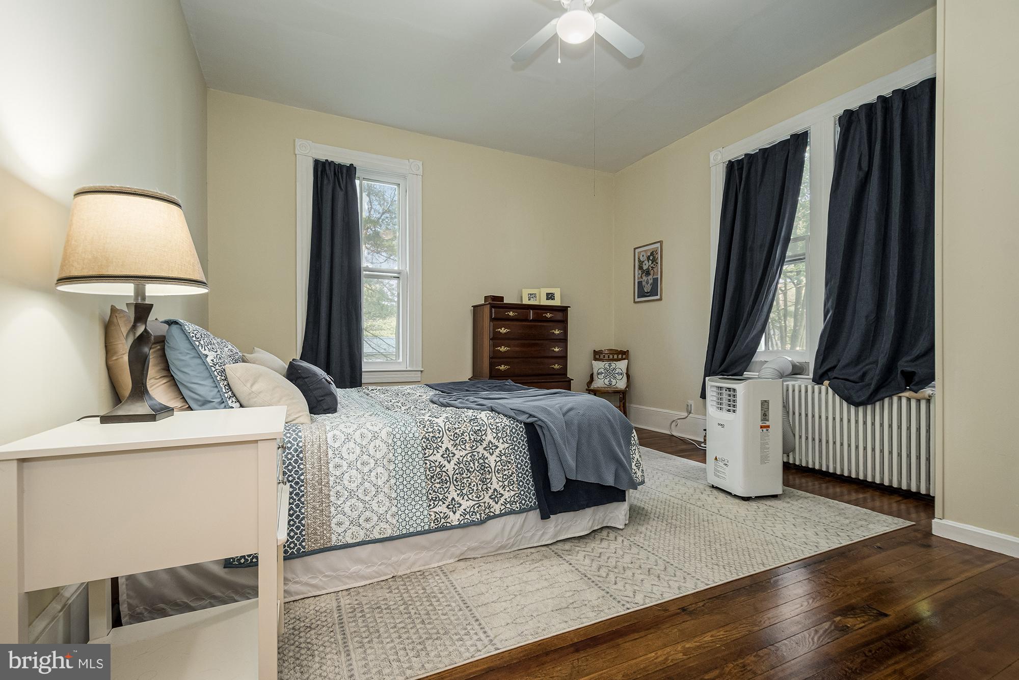 OAKLAND - Residential