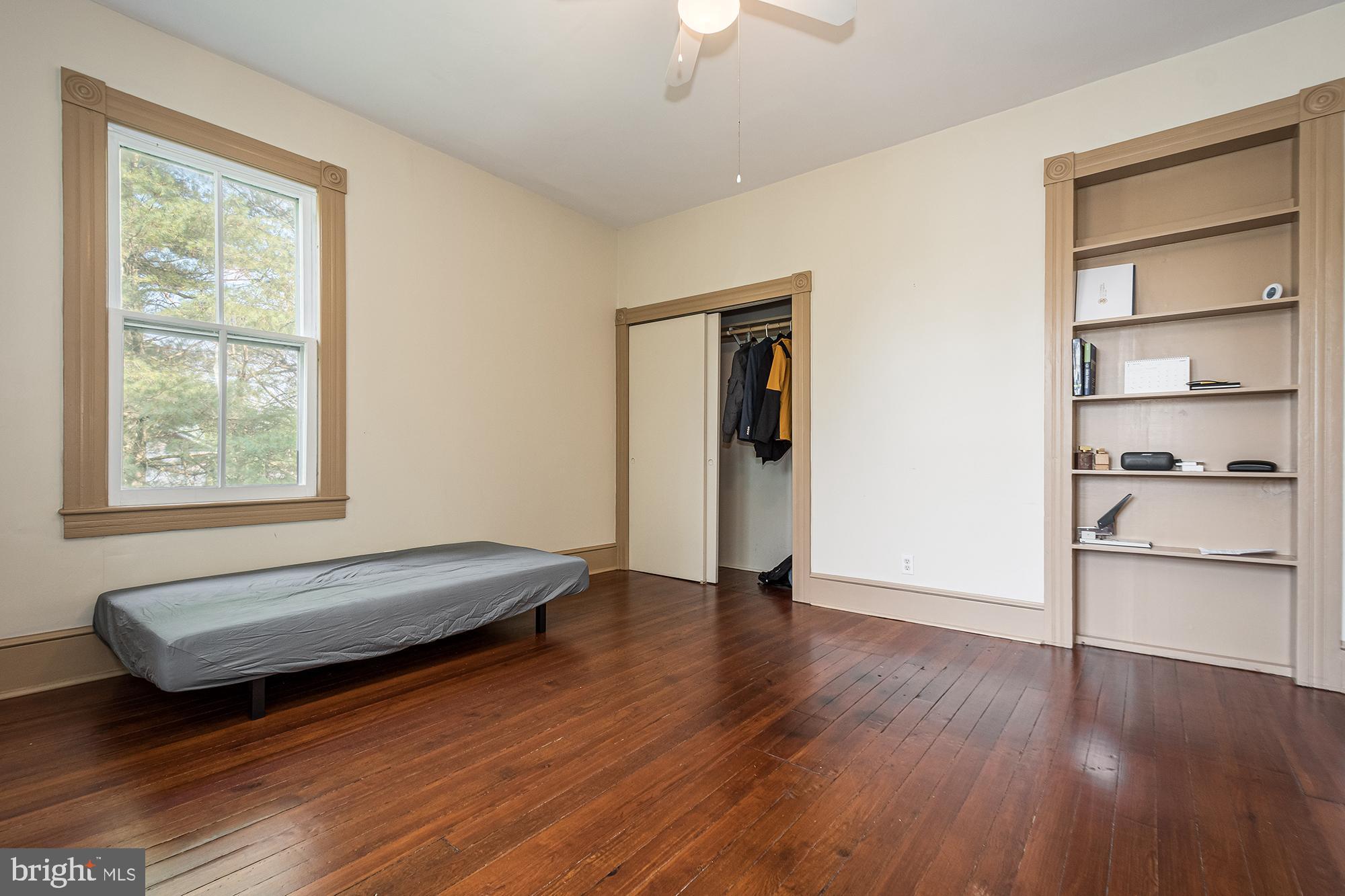 OAKLAND - Residential